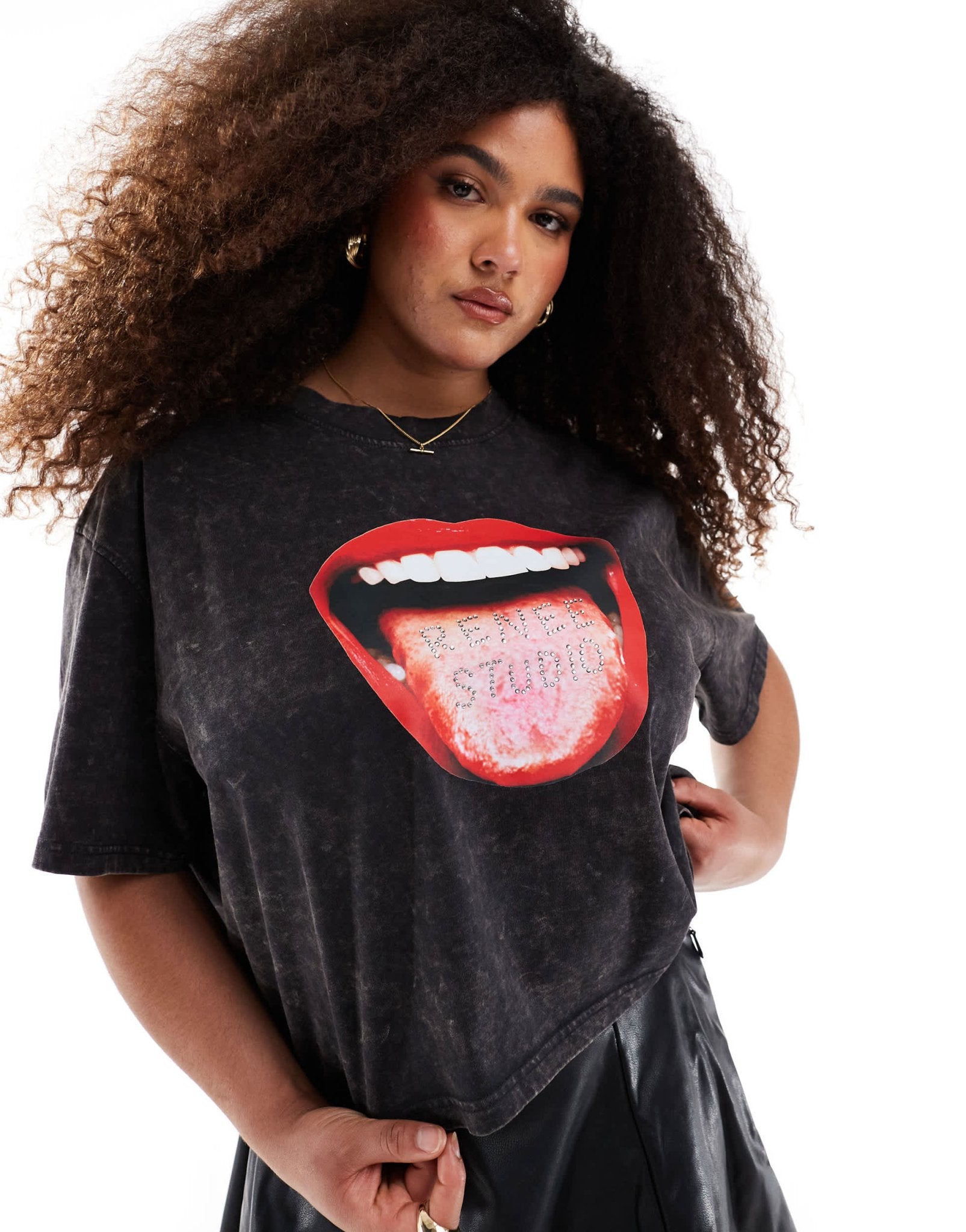 Renee Studio Plus x Michelle Nayla exclusive acid wash hot fix mouth motif t-shirt in grey - ASOS Sample Sale EU Store