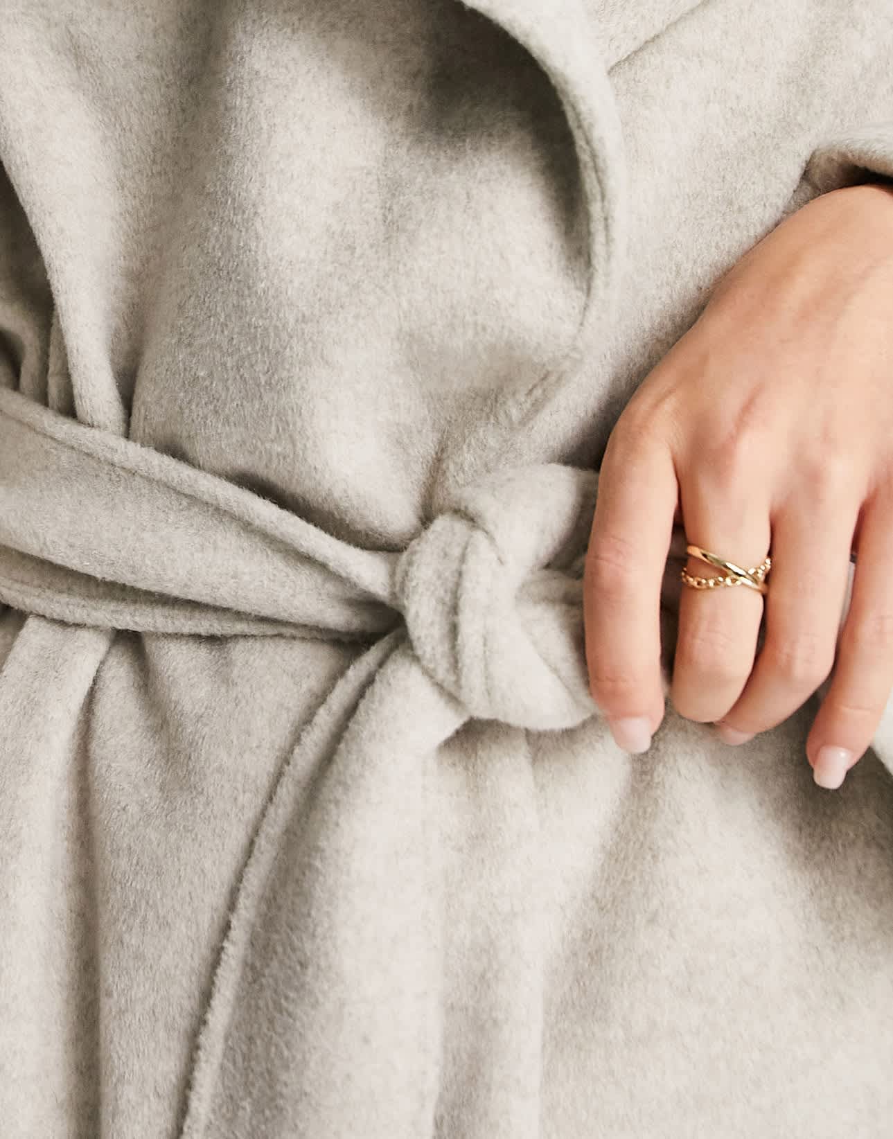 River Island belted coat in beige - ASOS Sample Sale EU Store