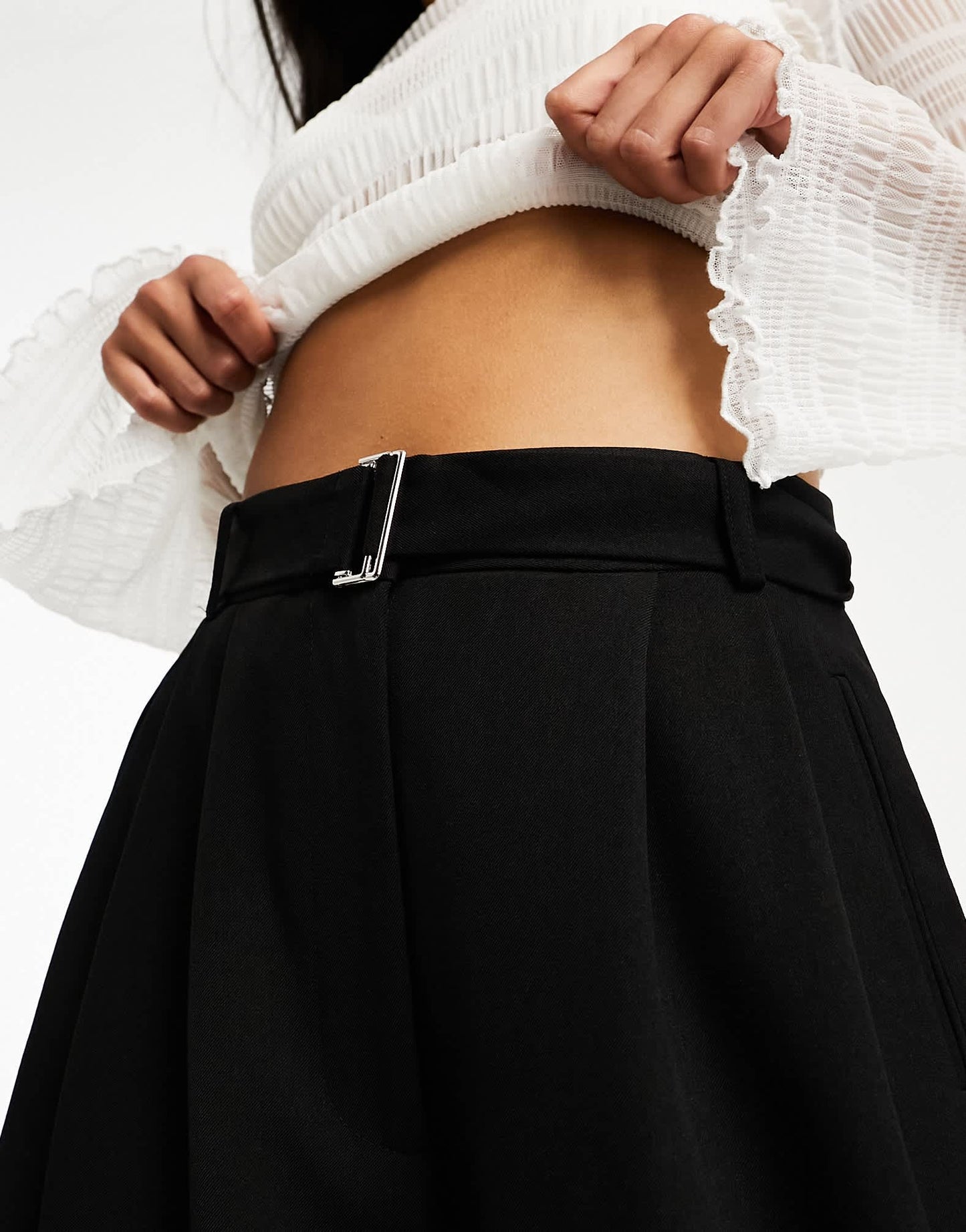 River Island belted wide leg trouser in black - ASOS Sample Sale EU Store