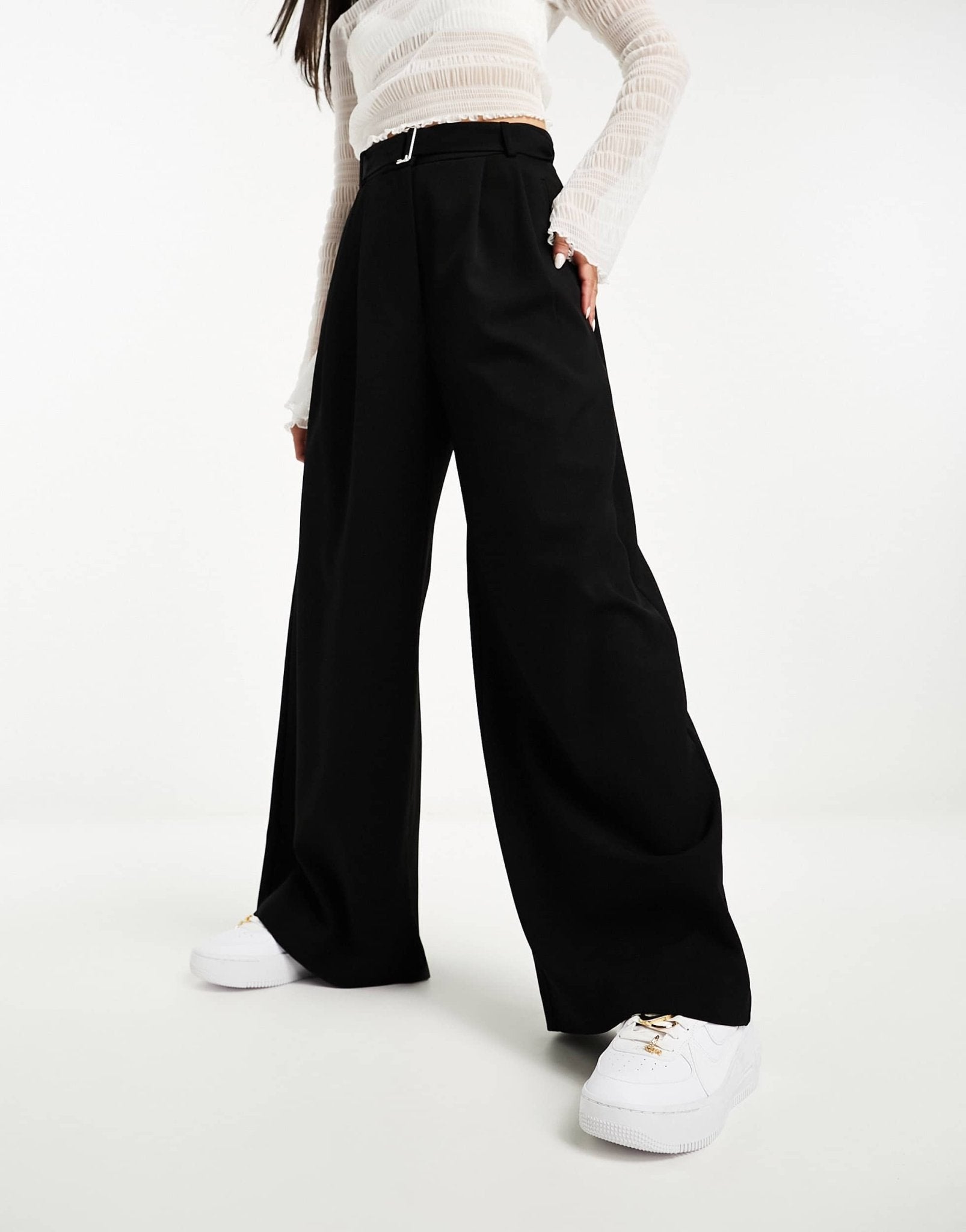 River Island belted wide leg trouser in black - ASOS Sample Sale EU Store