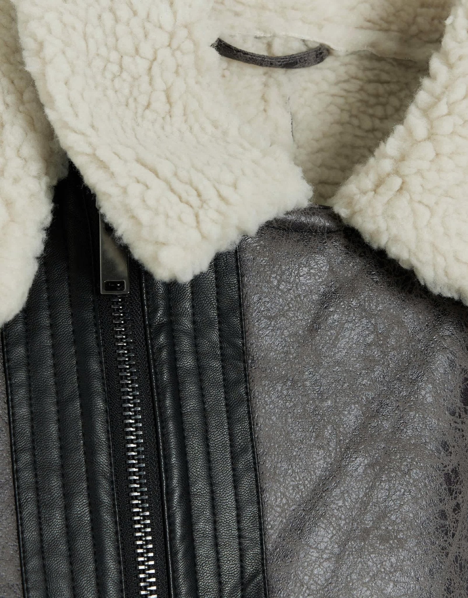 River Island crackle faux shearling aviator jacket in grey - ASOS Sample Sale EU Store