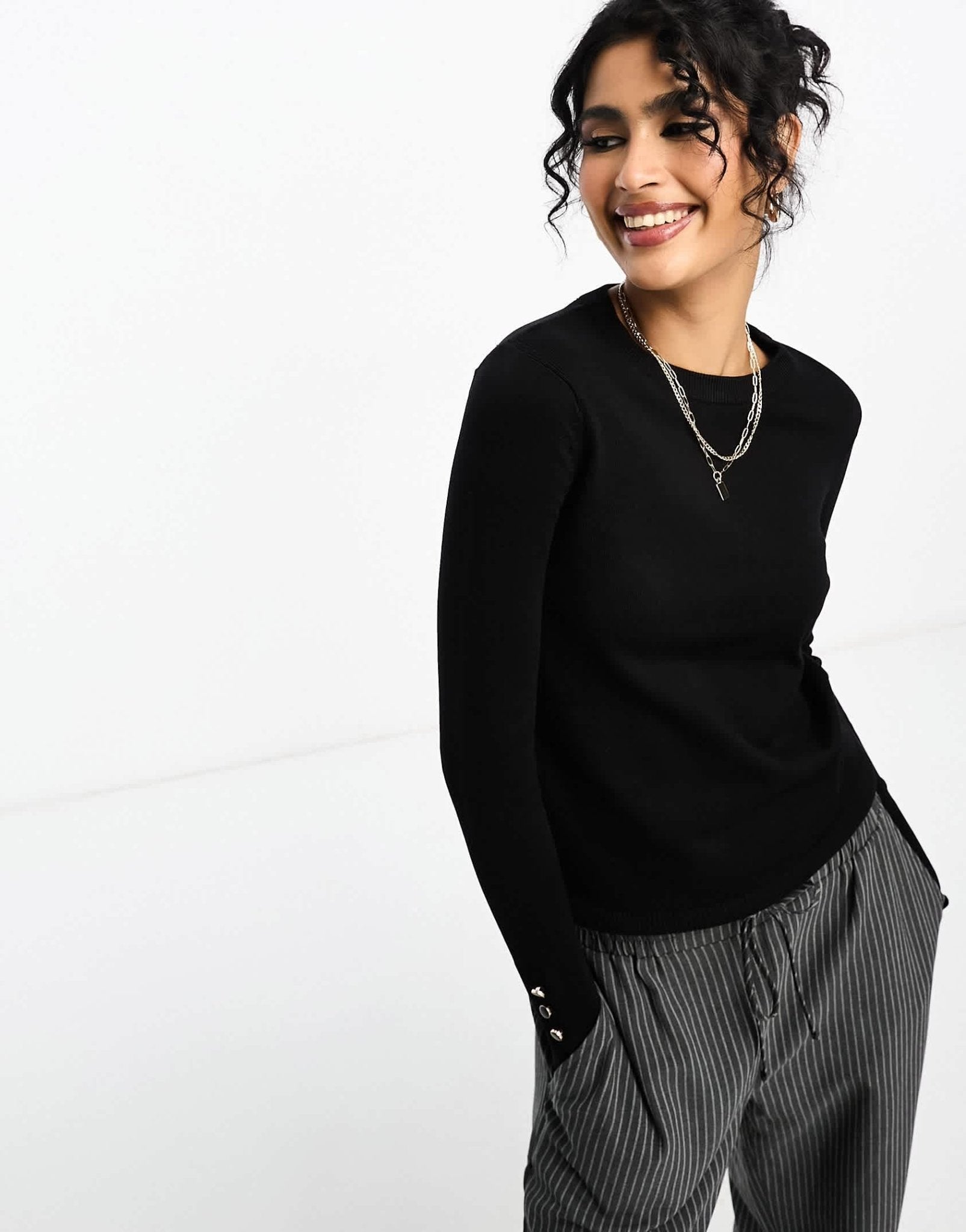 River Island crew neck fine knit top in black - ASOS Sample Sale EU Store