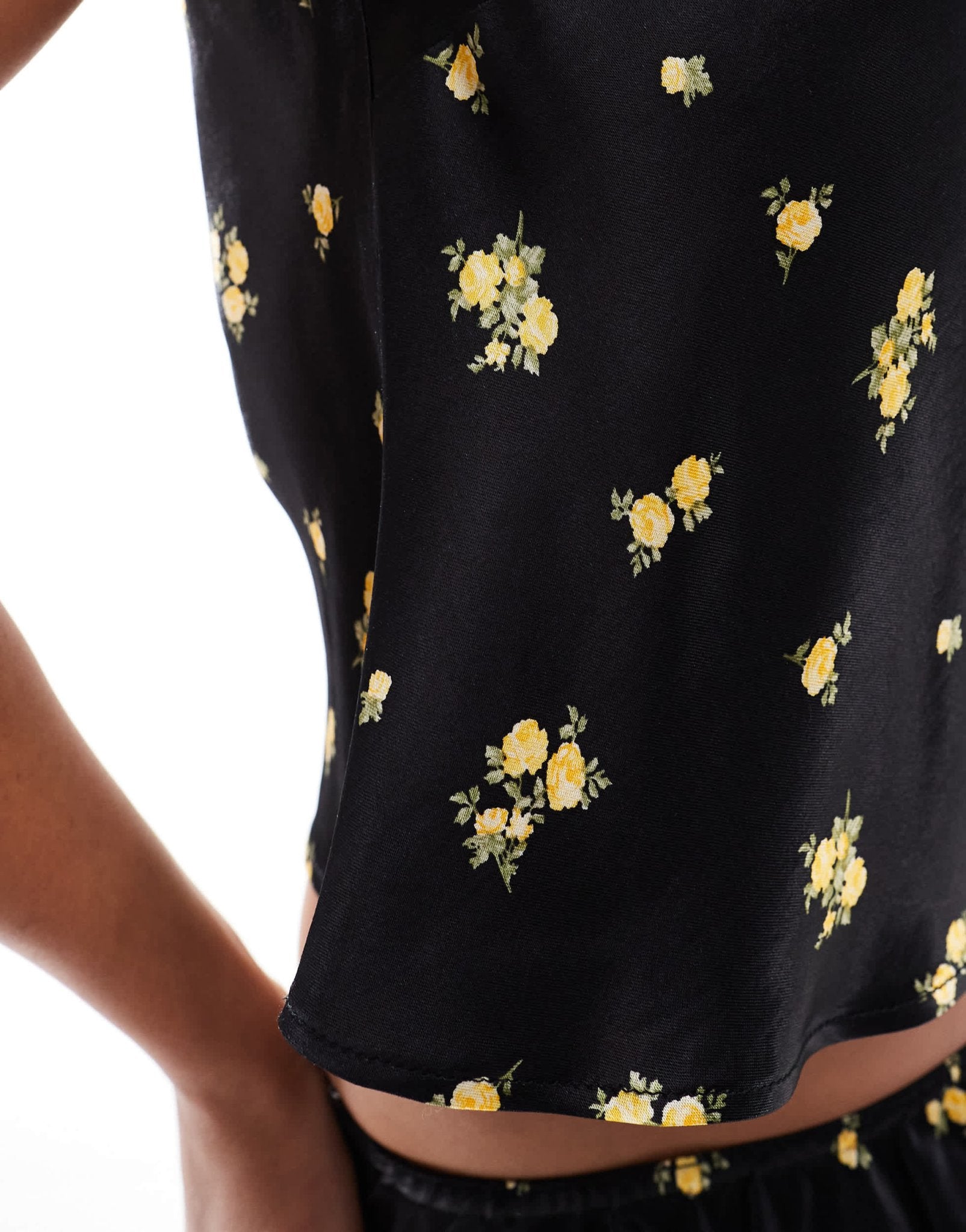 River Island ditsy floral cami top co - ord in black - ASOS Sample Sale EU Store