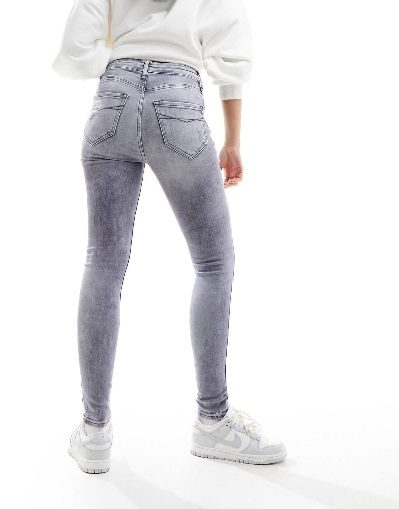 River Island high rise jean in dark grey - ASOS Sample Sale EU Store