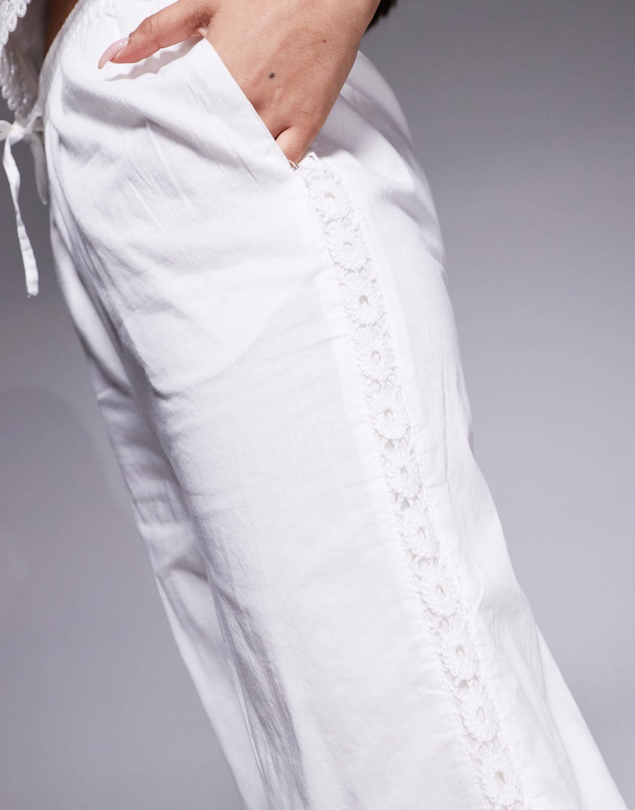River Island lace insert trouser co - ord in white - ASOS Sample Sale EU Store