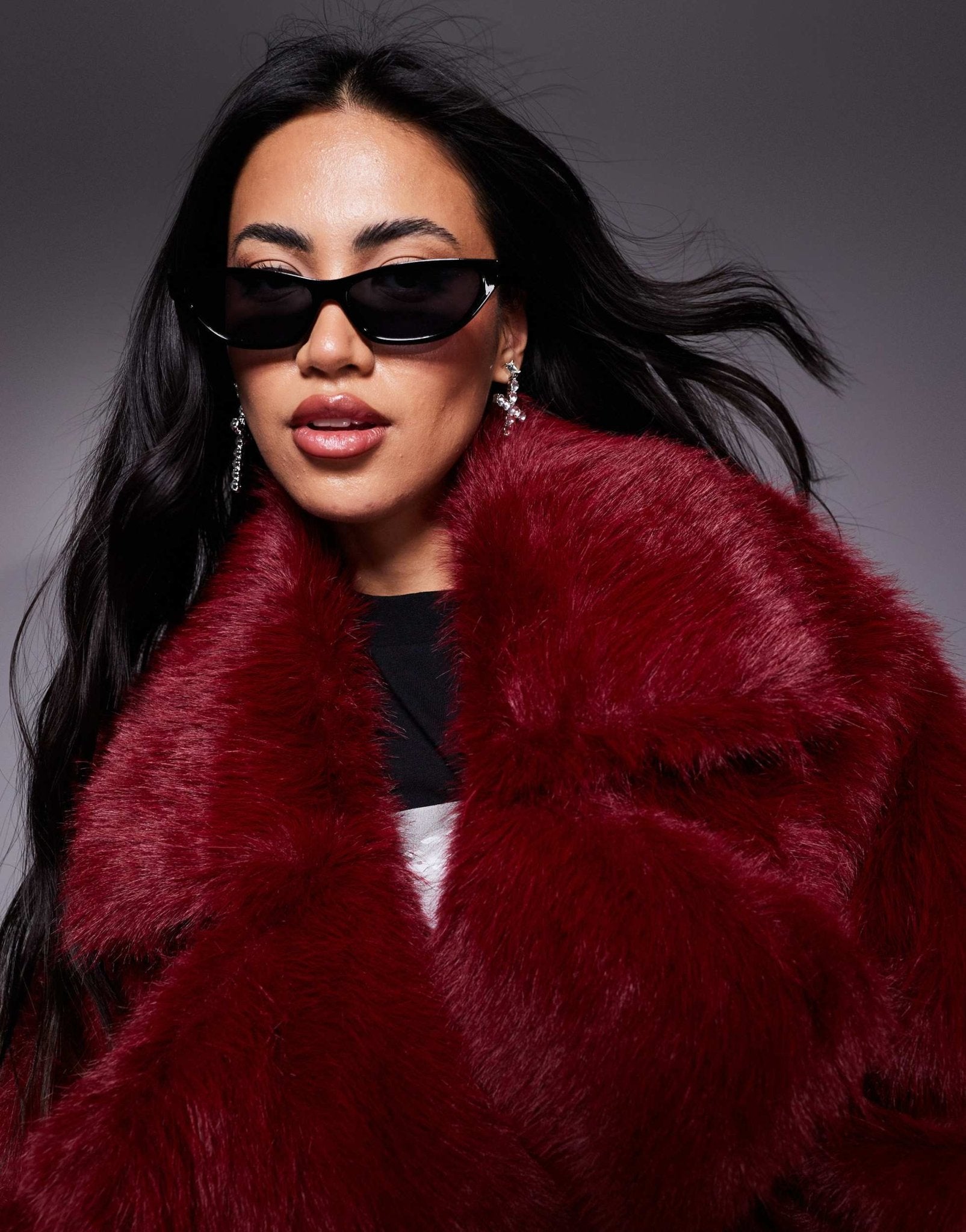 River Island long faux fur jacket in burgundy - ASOS Sample Sale EU Store