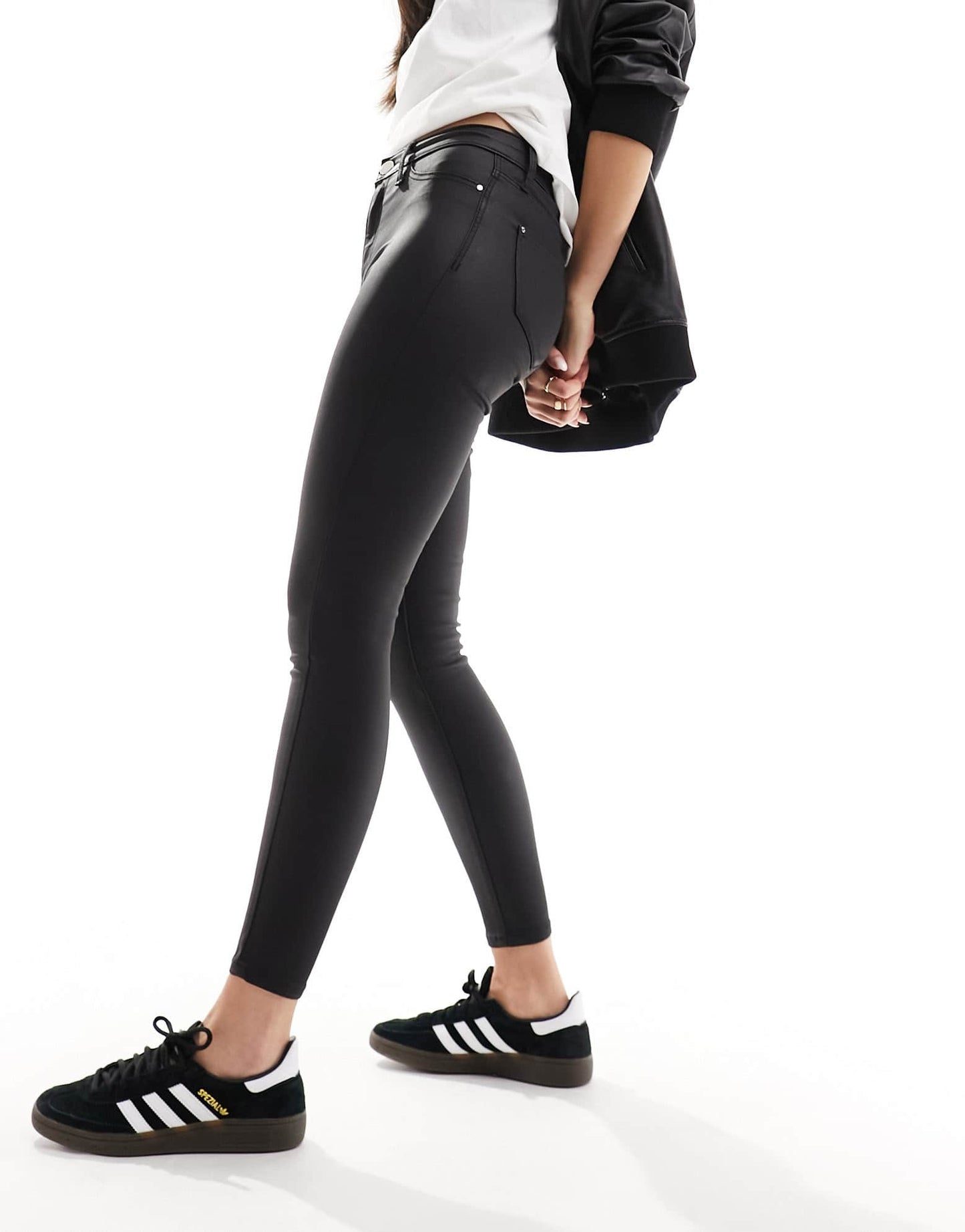 River Island Molly mid rise coated jean in black - ASOS Sample Sale EU Store
