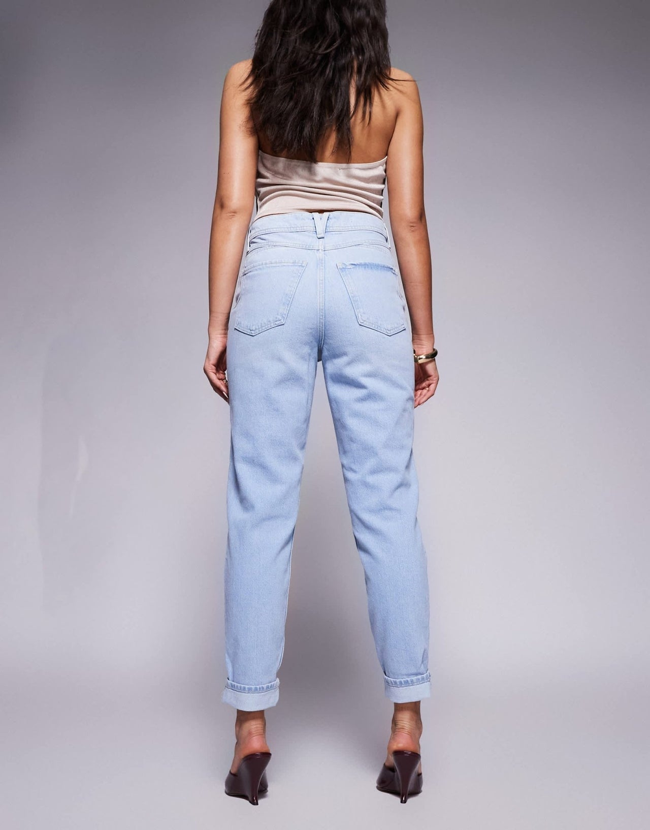 River Island mom jean in light blue - ASOS Sample Sale EU Store