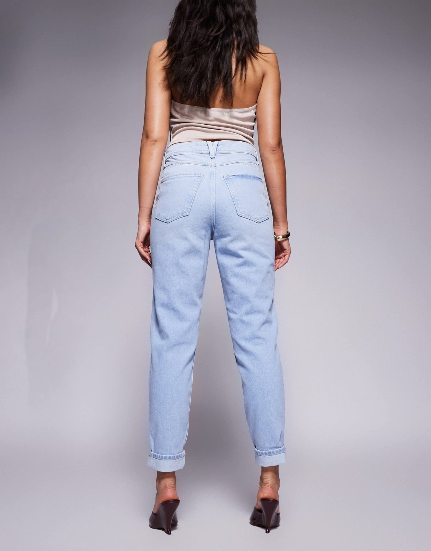 River Island mom jean in light blue - ASOS Sample Sale EU Store