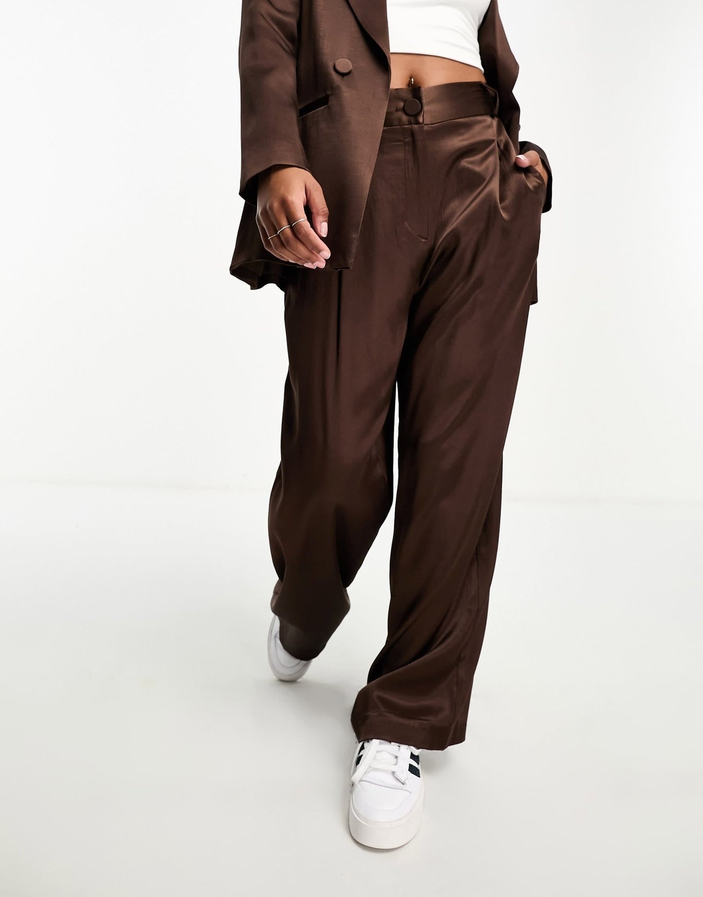 River Island Petite co - ord wide leg pleated dad trousers in dark brown - ASOS Sample Sale EU Store