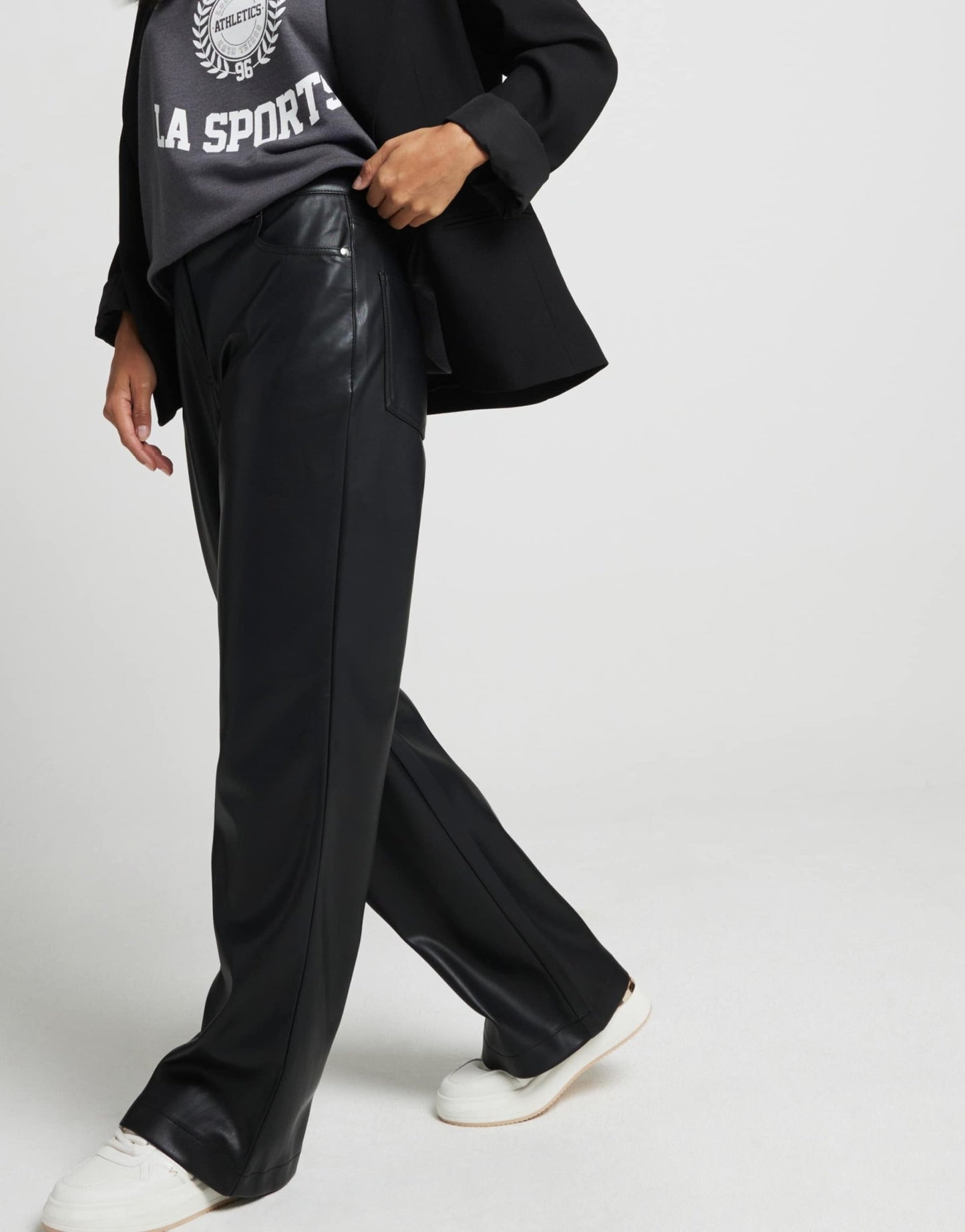 River Island Petite faux leather straight leg trouser in black - ASOS Sample Sale EU Store