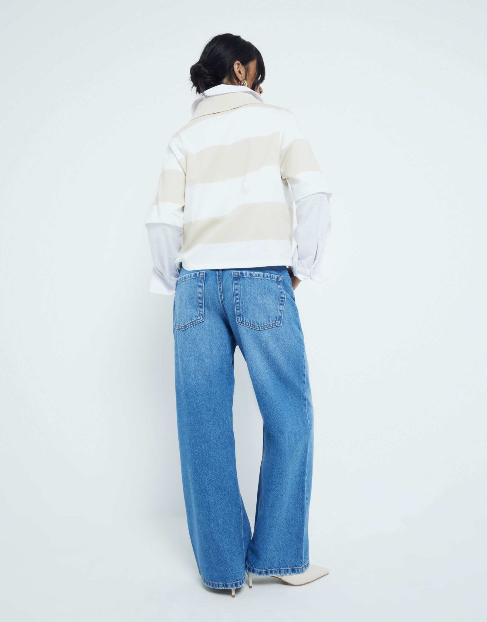 River Island Petite relaxed straight fit jeans in blue - medium - ASOS Sample Sale EU Store