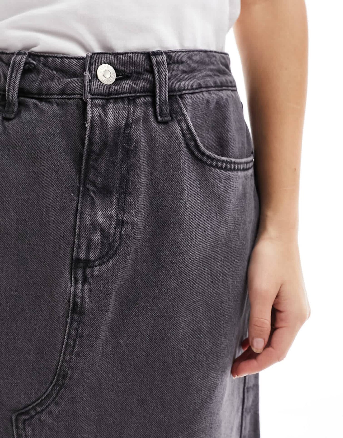 River Island Petite split front denim midaxi skirt in dark grey - ASOS Sample Sale EU Store