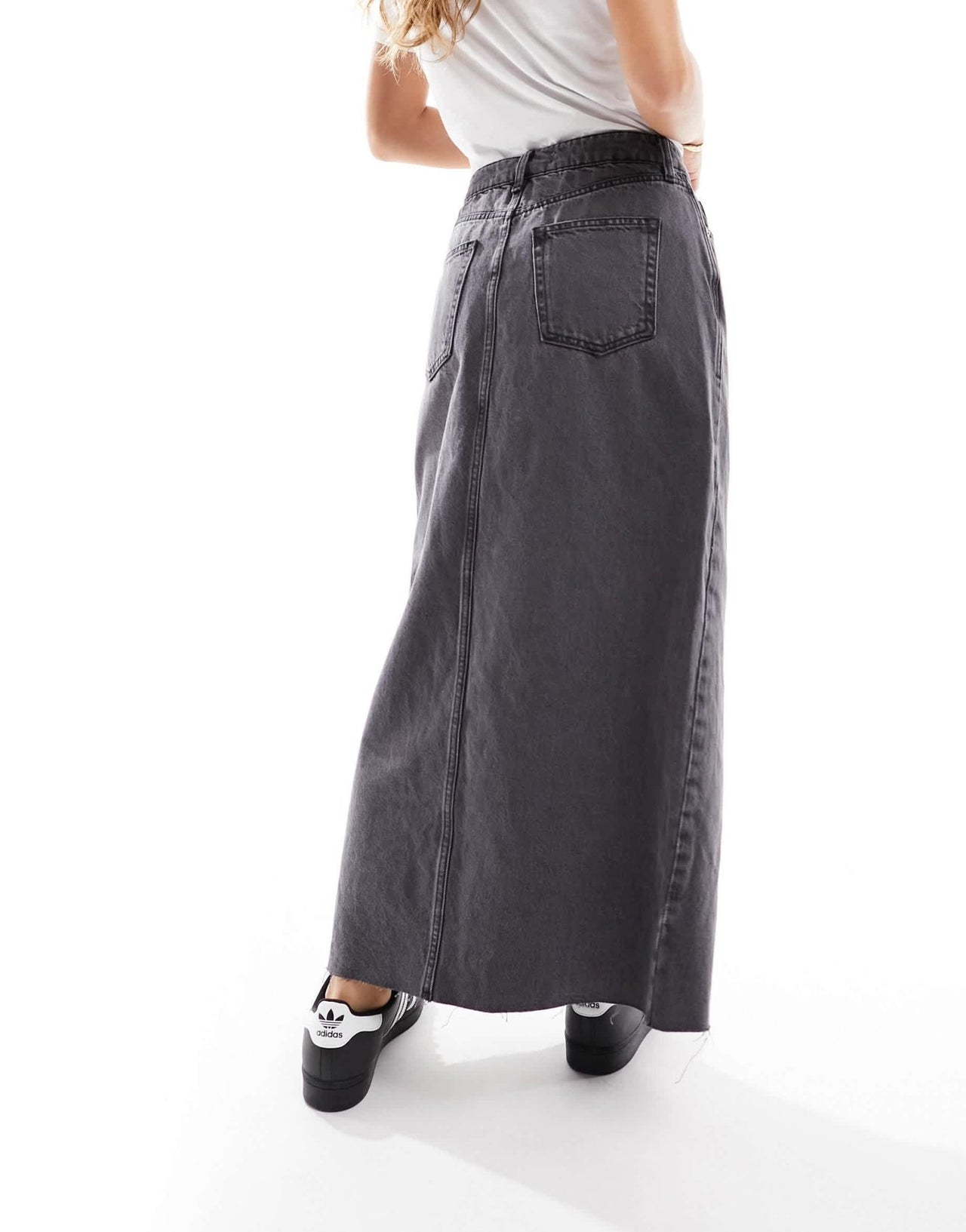 River Island Petite split front denim midaxi skirt in dark grey - ASOS Sample Sale EU Store