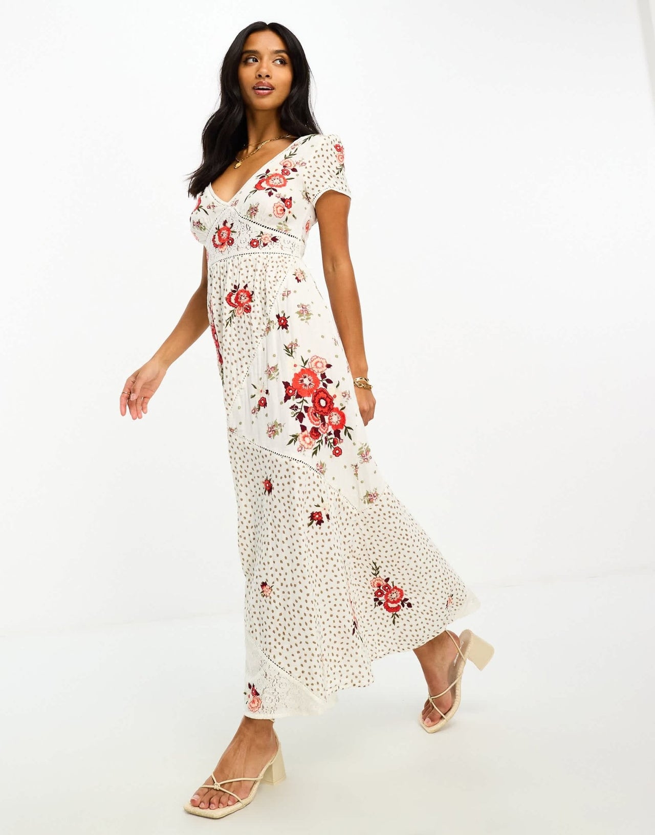 River Island Petite tie back embroidered floral maxi dress in cream - ASOS Sample Sale EU Store