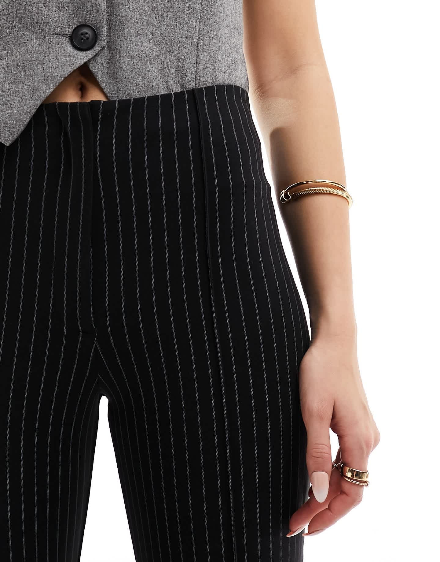 River Island pinstripe formal trouser in navy - ASOS Sample Sale EU Store