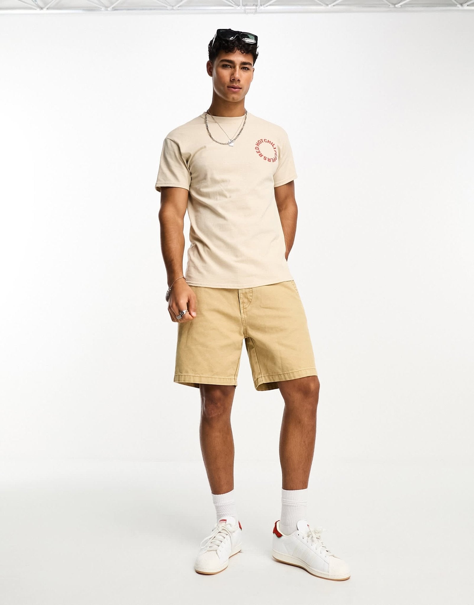 River Island Red Hot Chilli Peppers t-shirt in ecru - ASOS Sample Sale EU Store
