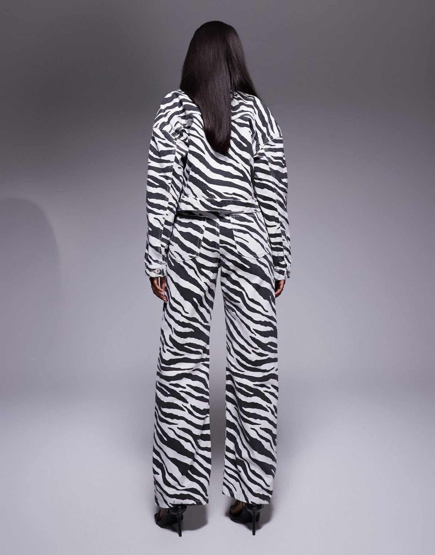 River Island relaxed straight jean co - ord in zebra print - ASOS Sample Sale EU Store