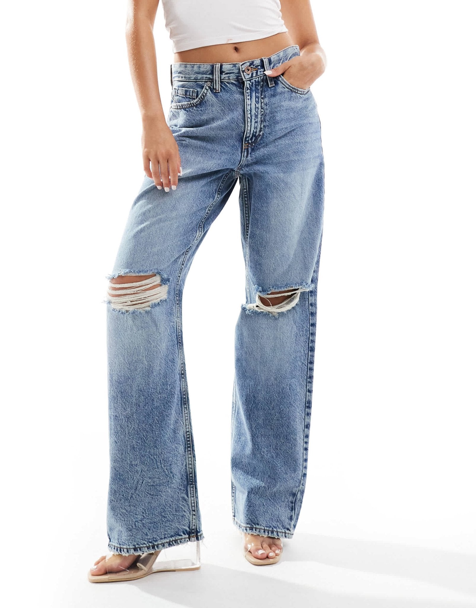 River Island relaxed straight leg jean in midwash blue - ASOS Sample Sale EU Store