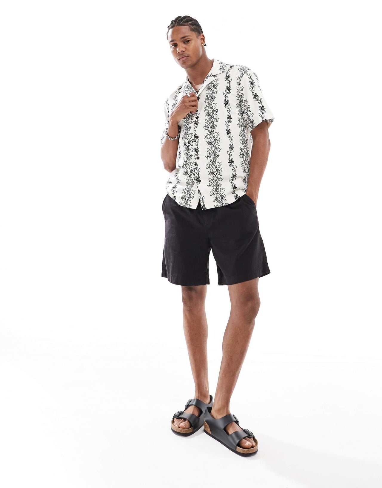 River Island short sleeve vine print shirt in ecru and black - ASOS Sample Sale EU Store
