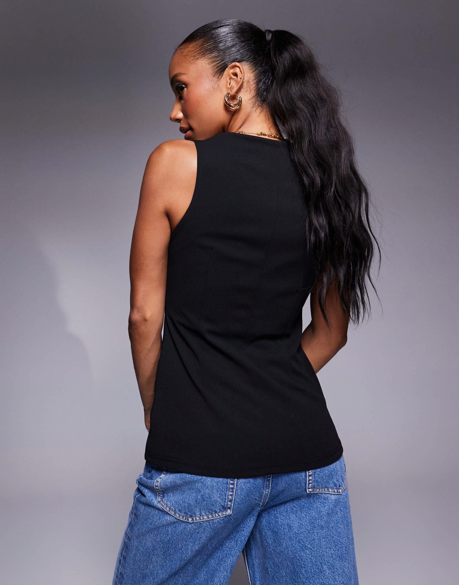 River Island square neck waistcoat in black - ASOS Sample Sale EU Store