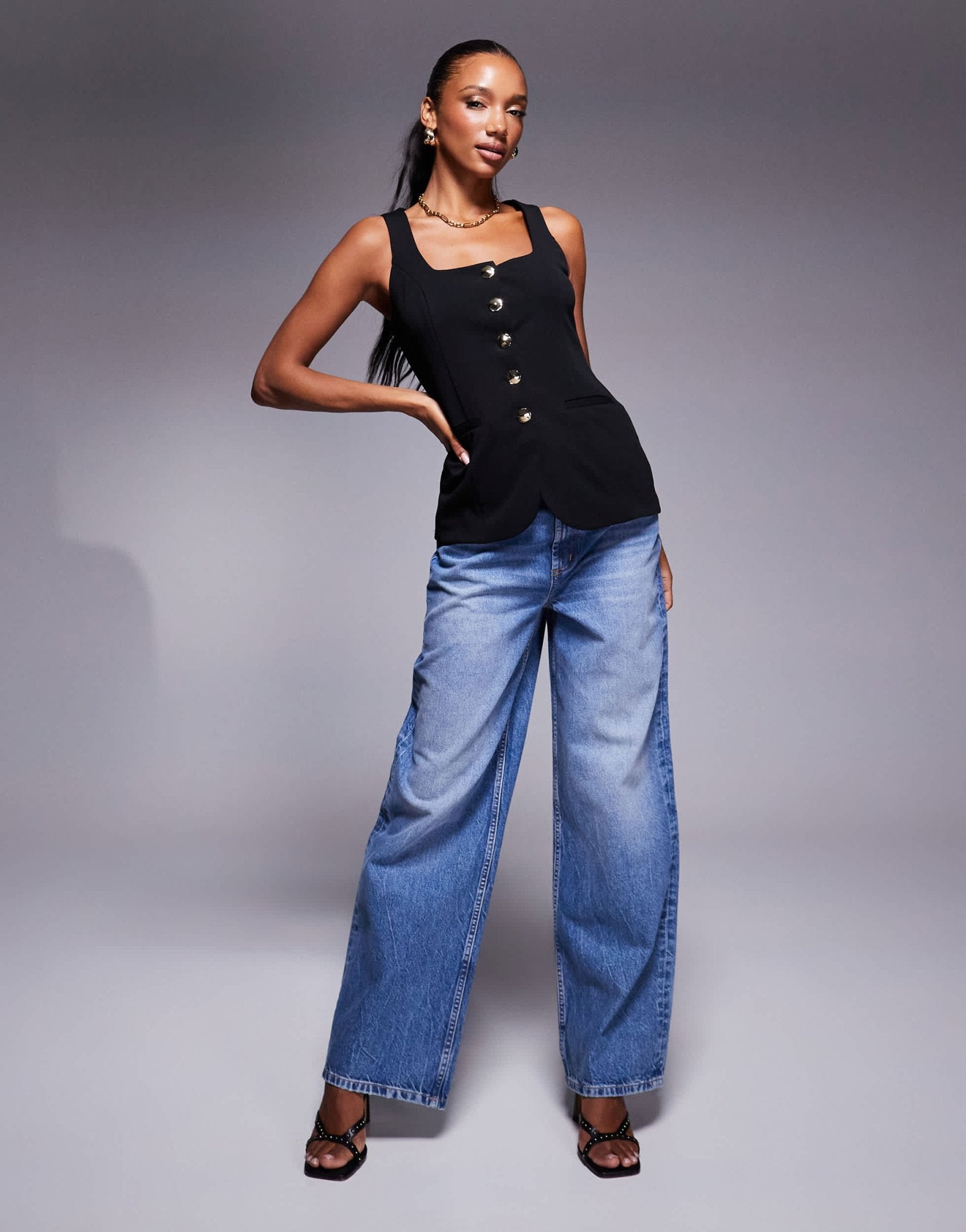 River Island square neck waistcoat in black - ASOS Sample Sale EU Store