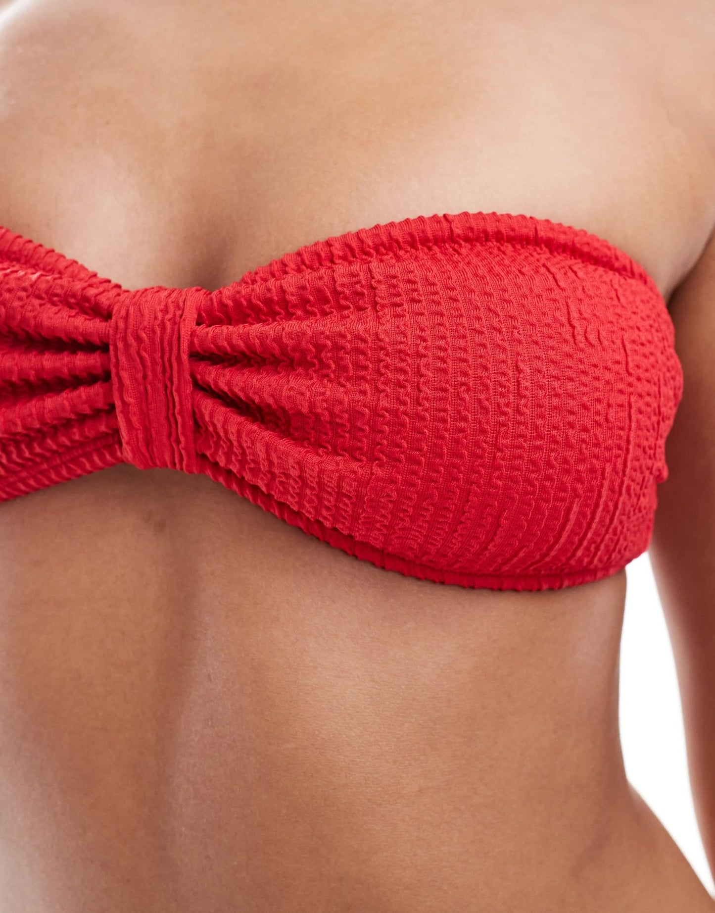 River Island textured bandeau bikini top in bright red - ASOS Sample Sale EU Store