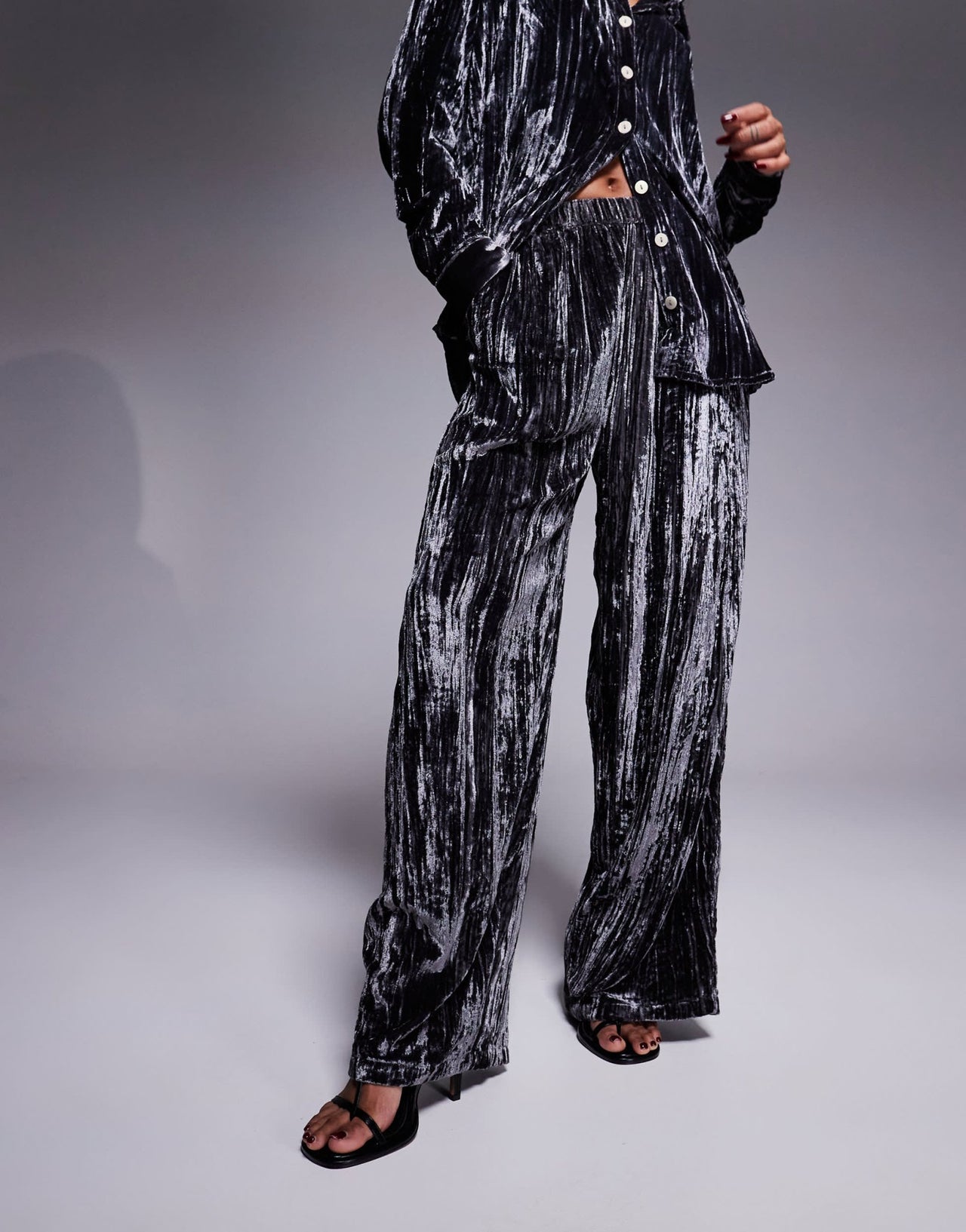 River Island velvet wide leg trouser co - ord in grey - ASOS Sample Sale EU Store