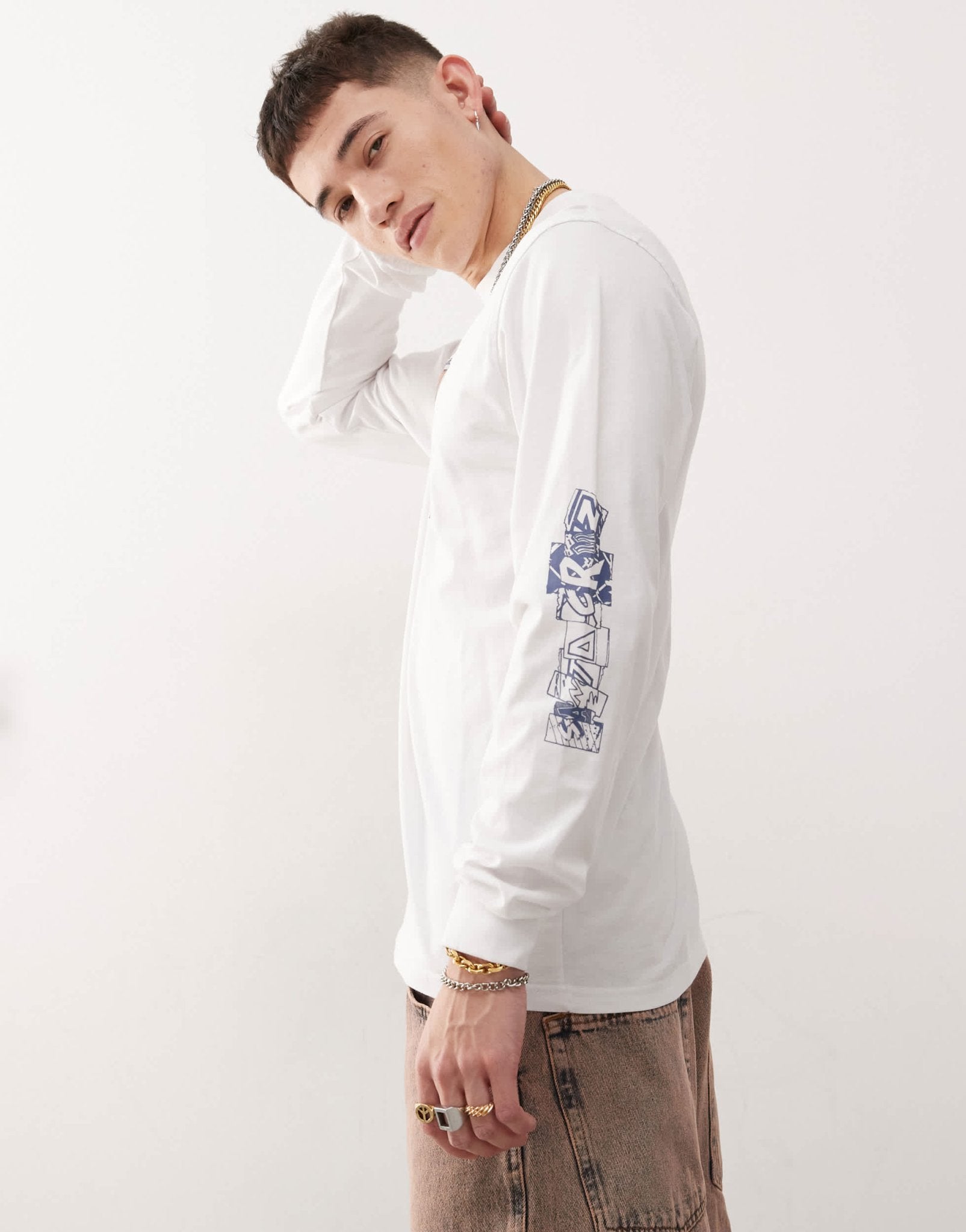 Santa Cruz long sleeve t-shirt with logo chest and sleeve print - ASOS Sample Sale EU Store