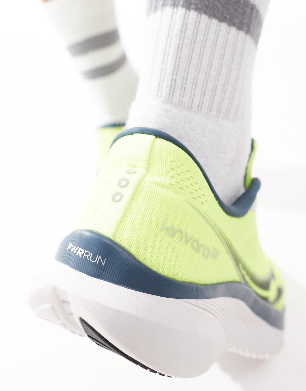 Saucony Kinvara 15 neutral running trainers in citron and navy - ASOS Sample Sale EU Store