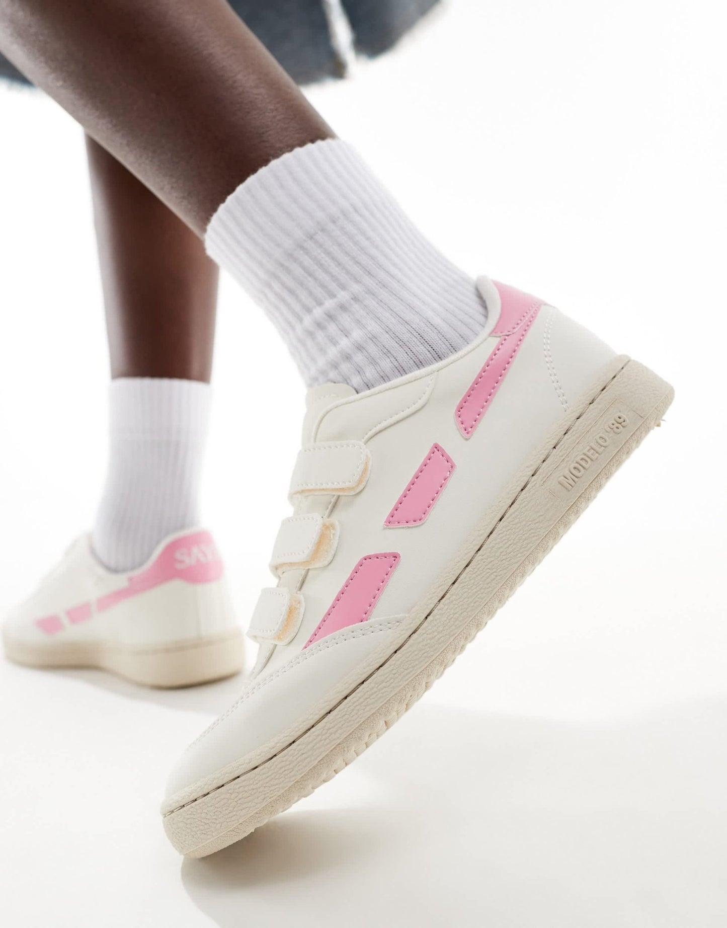 Saye Modelo '89 strap trainers in pink - ASOS Sample Sale EU Store