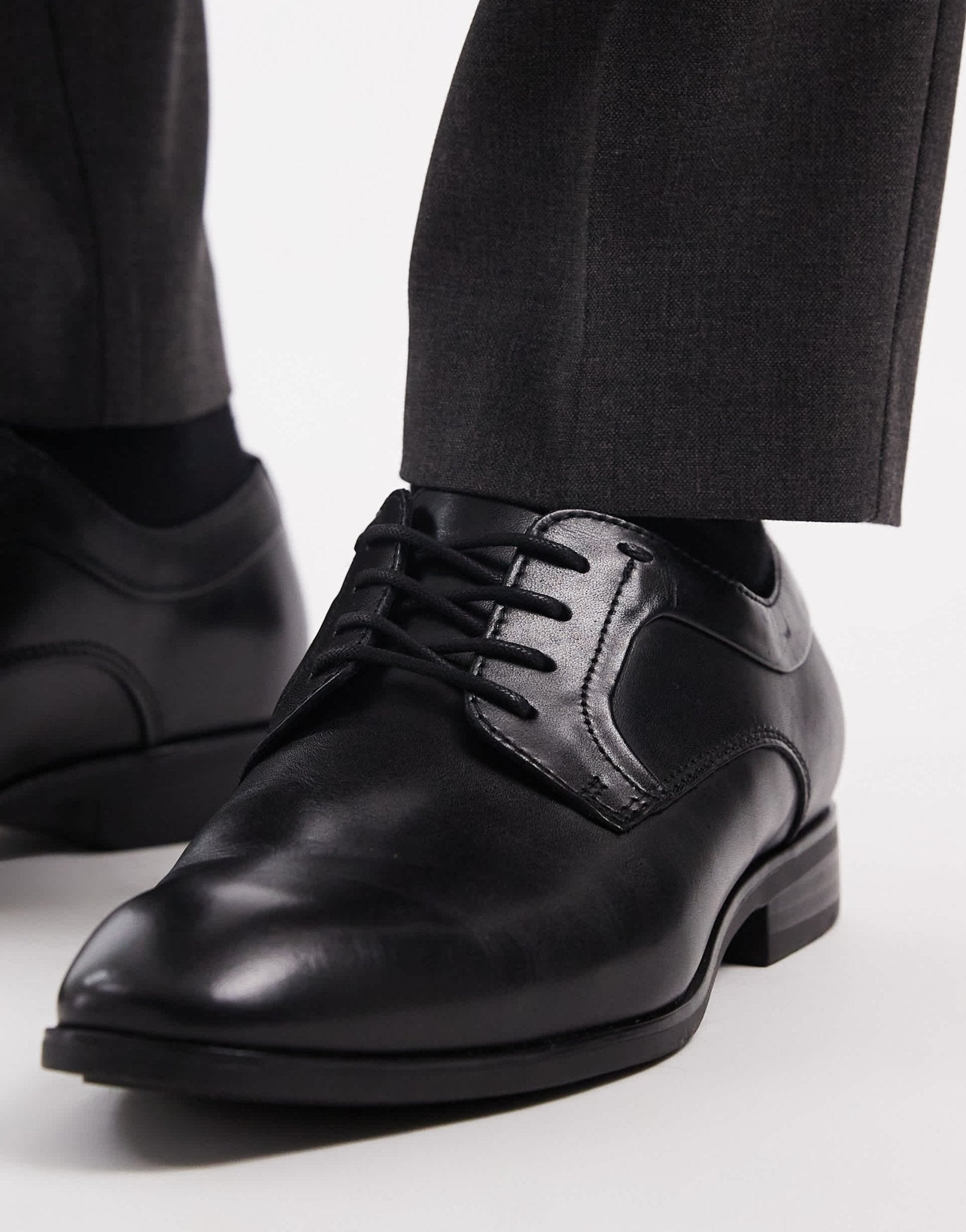 schuh Malcolm lace up shoes in black - ASOS Sample Sale EU Store