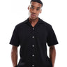 Camisa Selected en conjunto con cuello vuelto de waffle en negro
