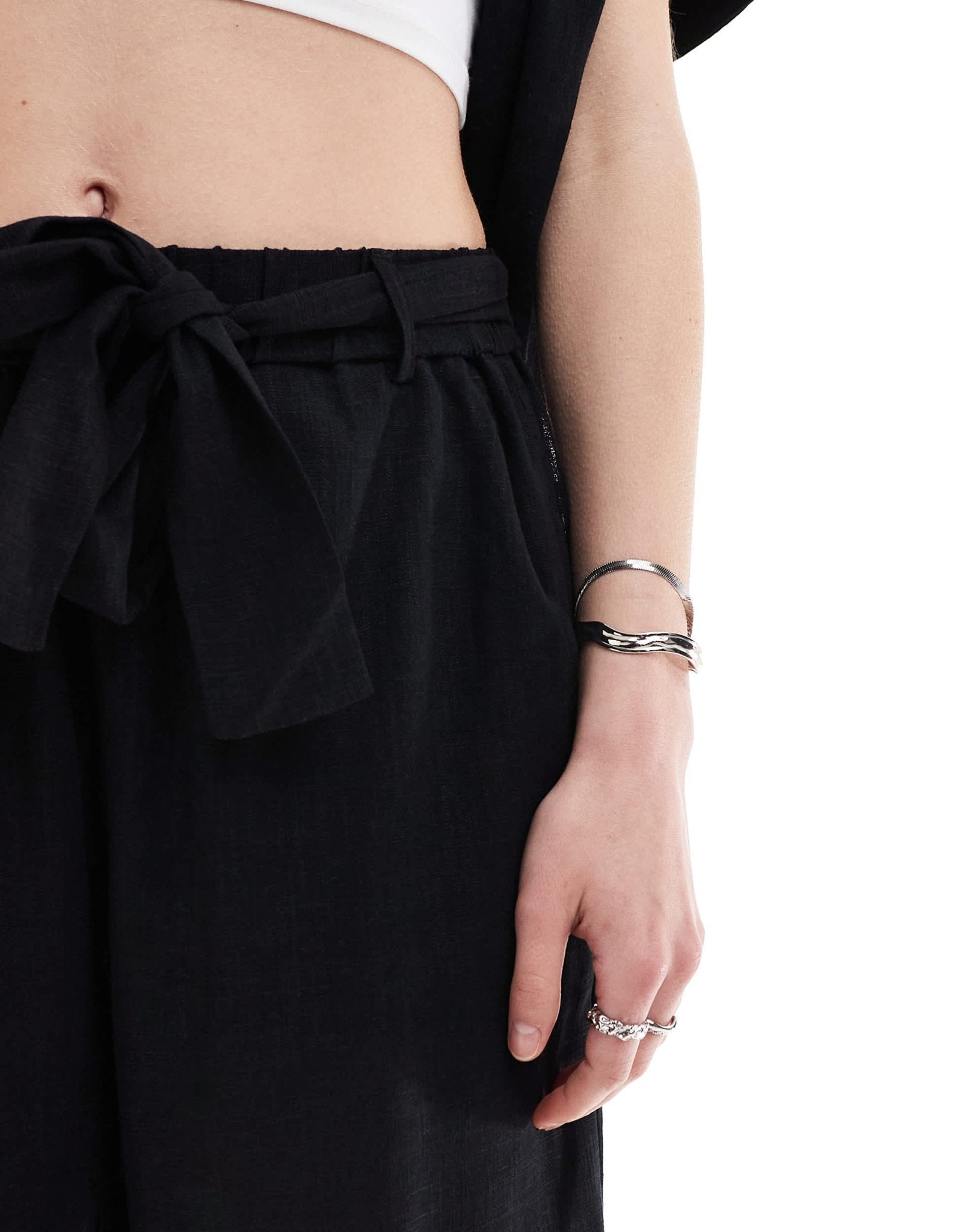 Selected Gulia high waist linen blend shorts co - ord in black - ASOS Sample Sale EU Store