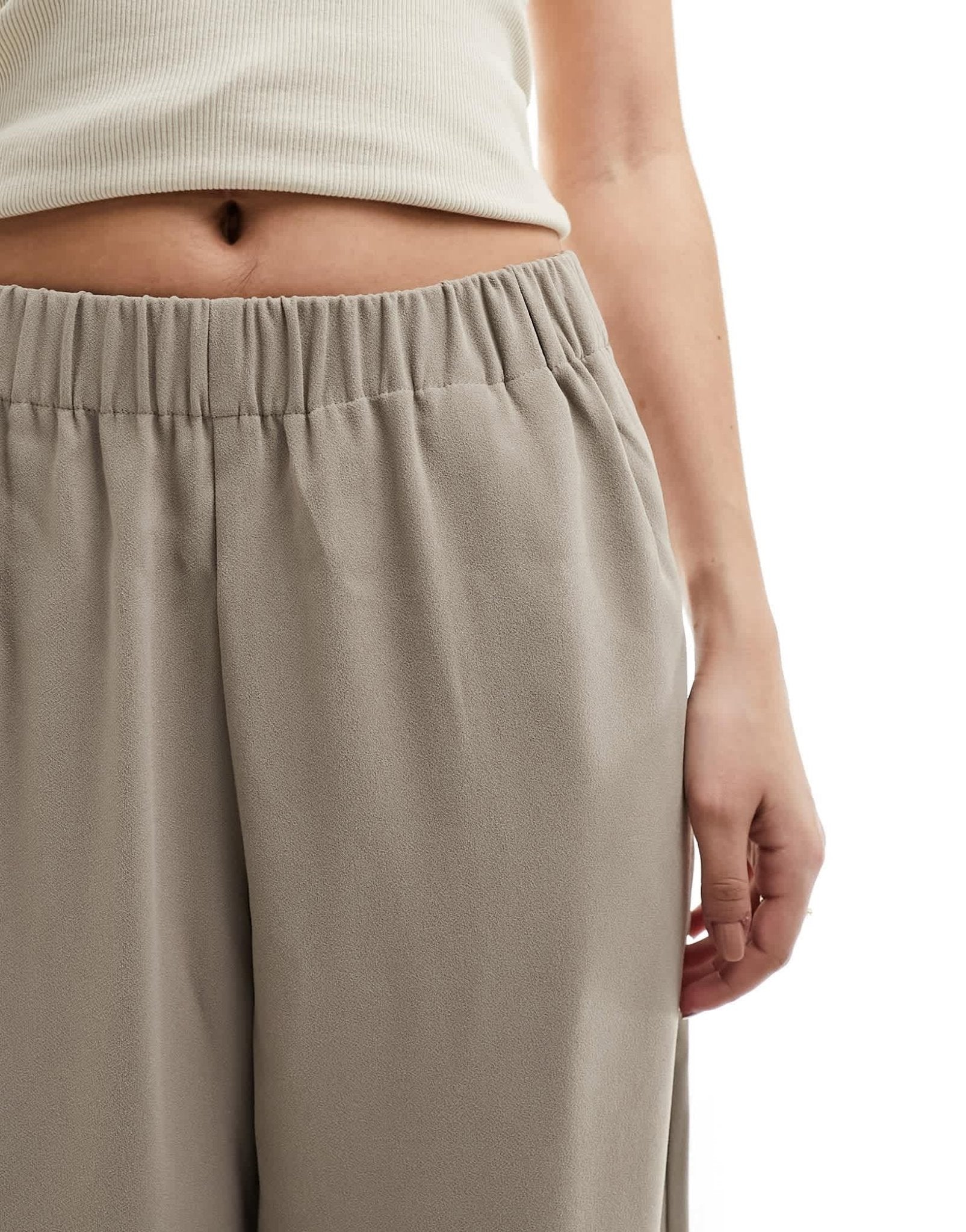 Selected high waist wide fit trousers in beige - ASOS Sample Sale EU Store