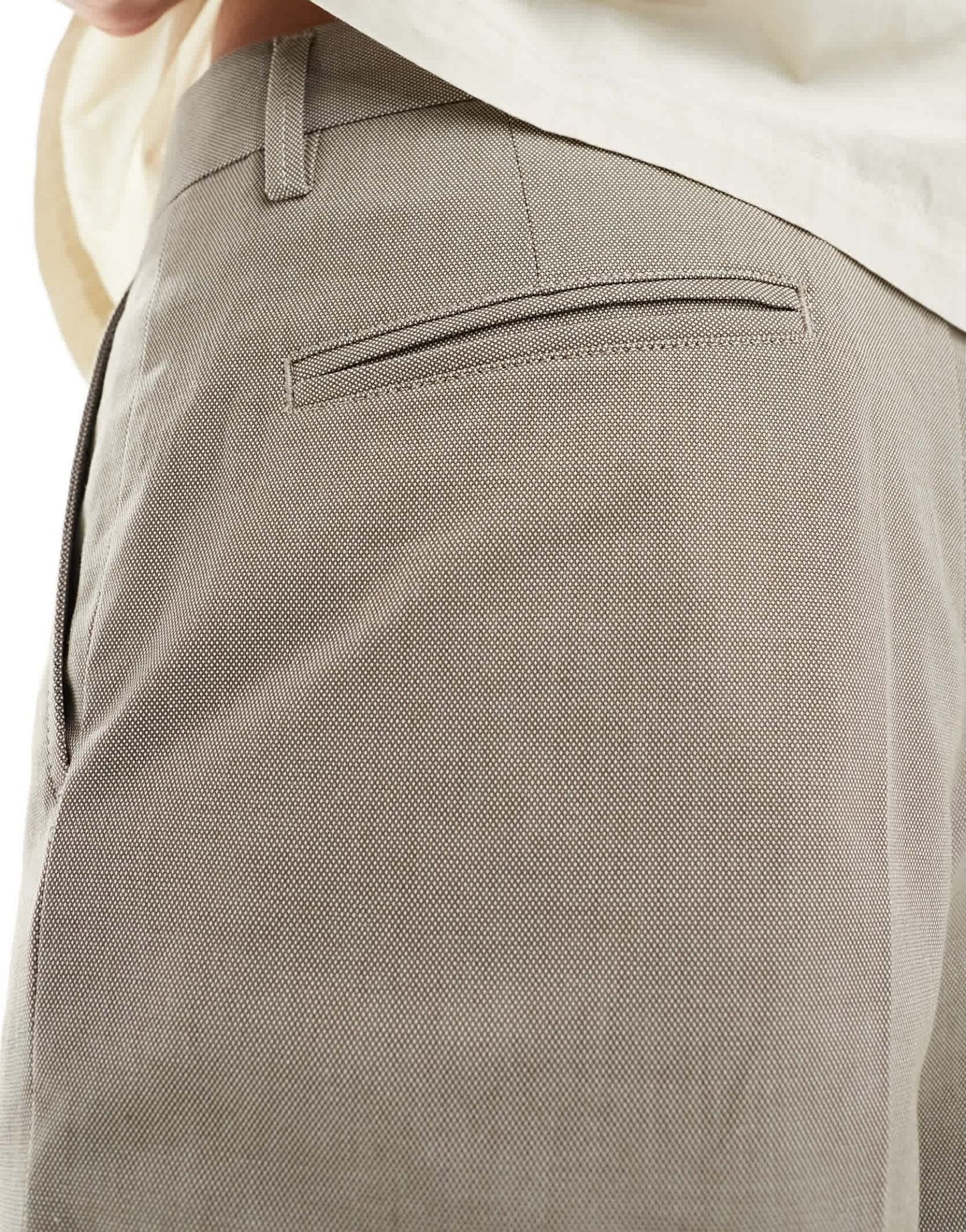 Selected loose fit cropped pleat trouser in beige - ASOS Sample Sale EU Store