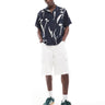 Camicia oversize Selected con colletto a rever e stampa foglie blu navy