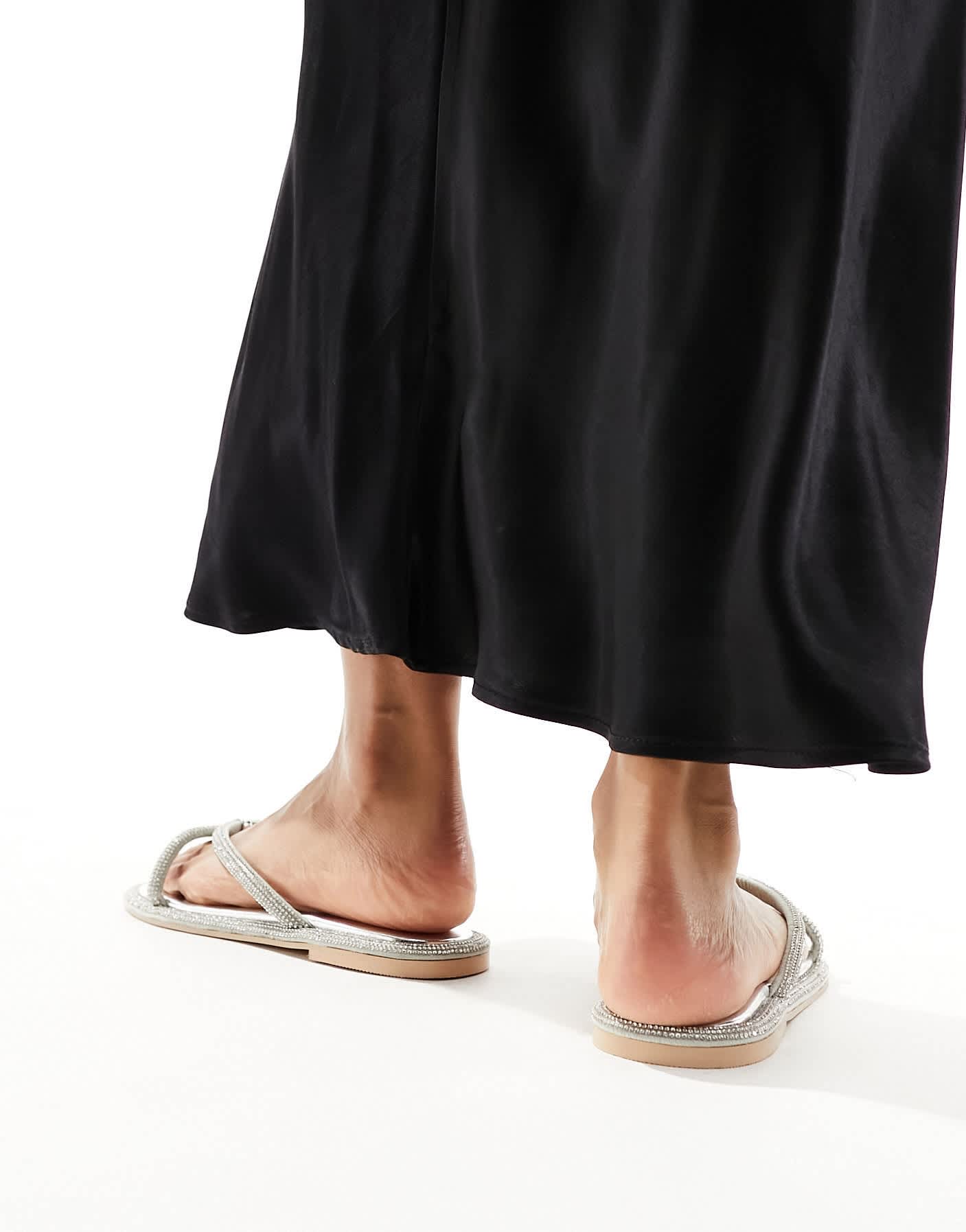 Simmi London Florai strappy flat sandal in silver - ASOS Sample Sale EU Store
