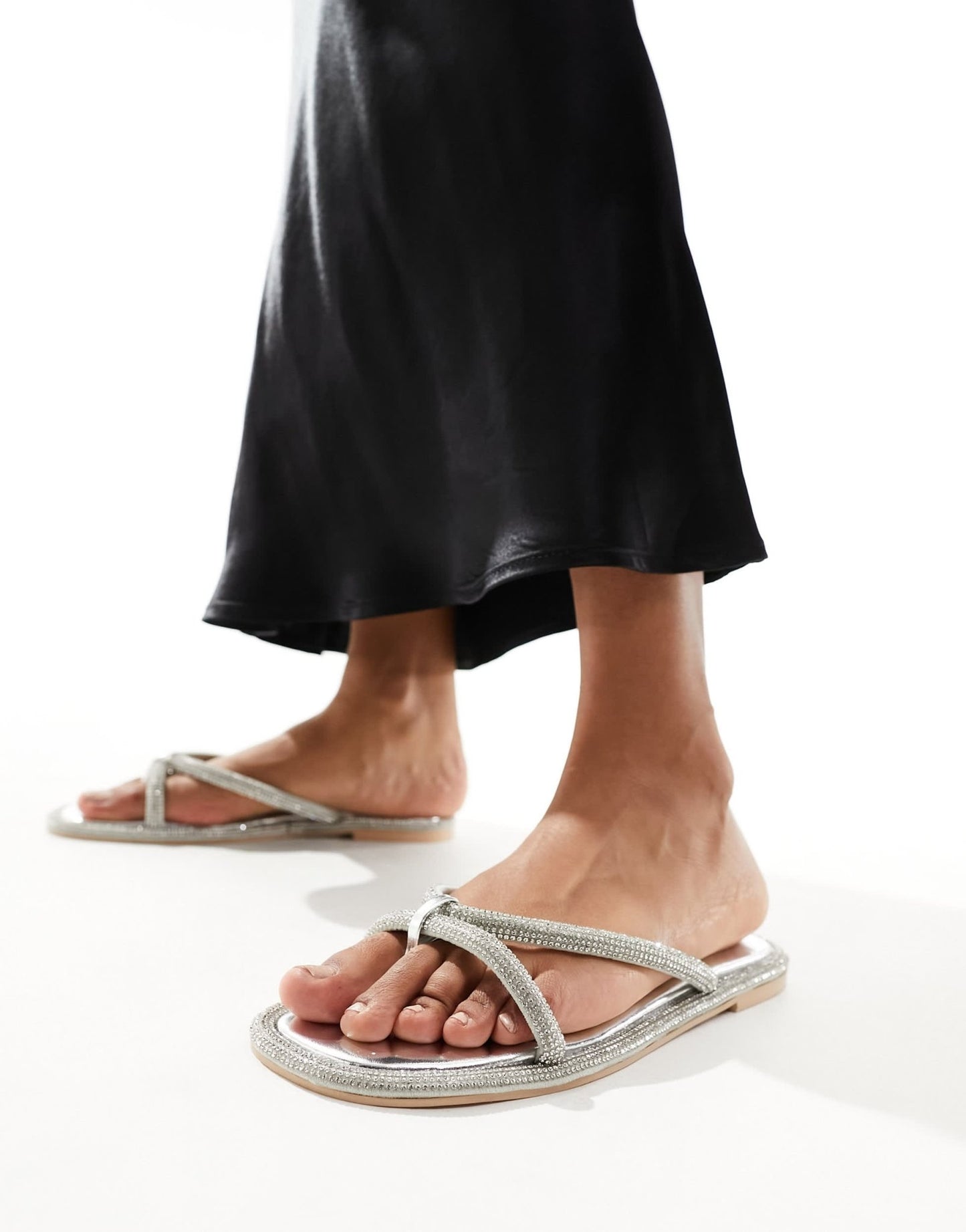 Simmi London Florai strappy flat sandal in silver - ASOS Sample Sale EU Store