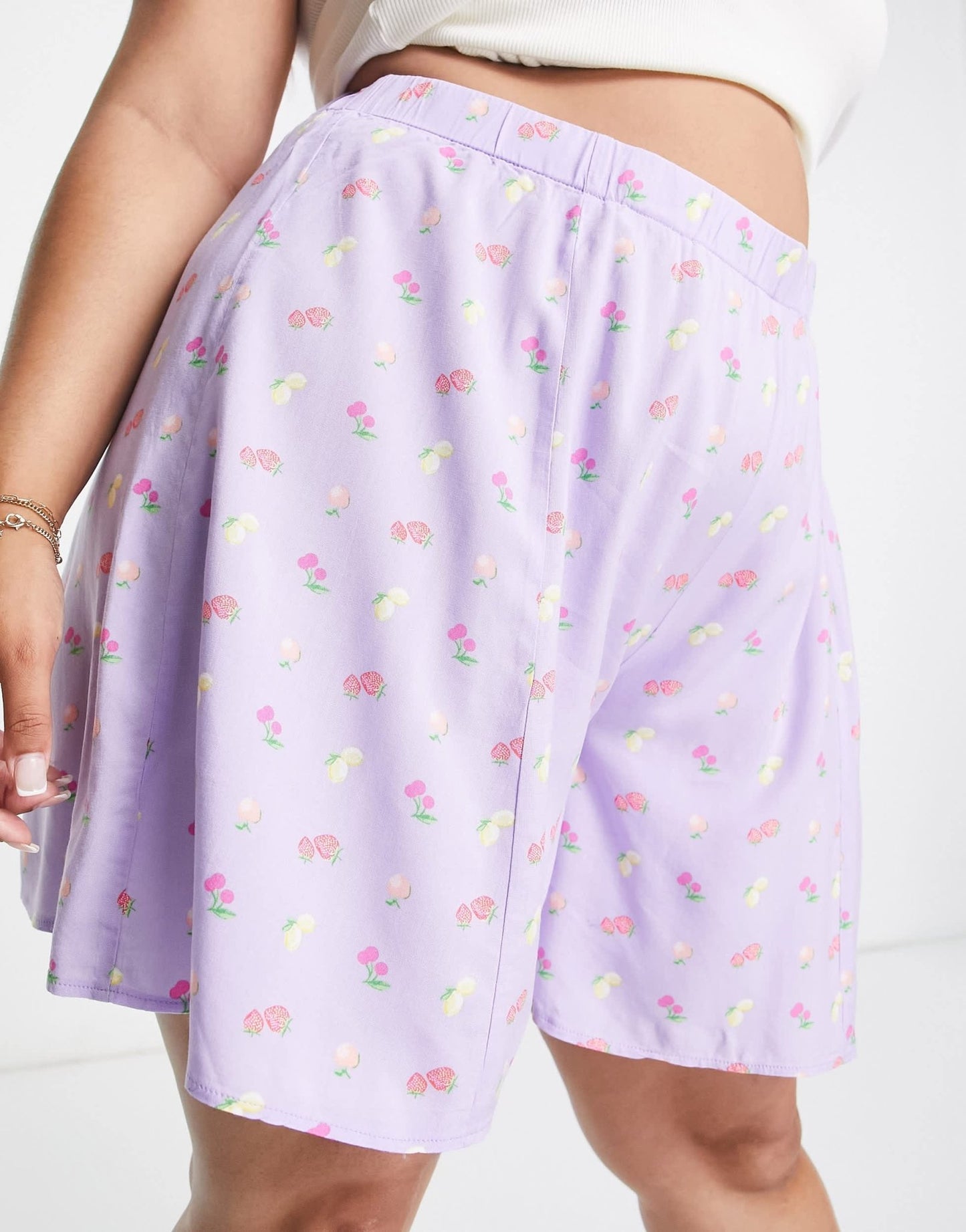Simply Be flippy shorts in purple - ASOS Sample Sale EU Store