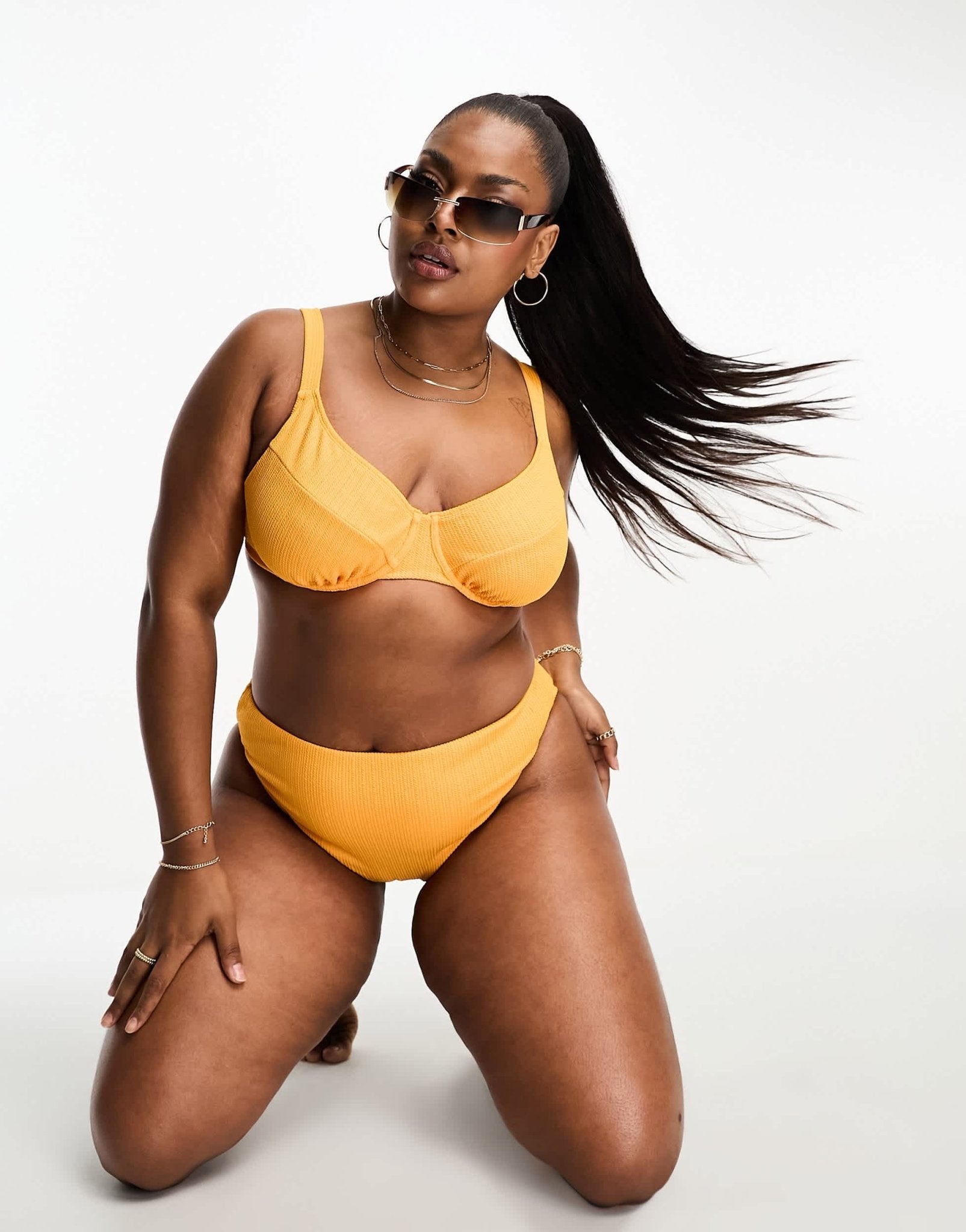 Simply Be high leg crinkle bikini bottom in yellow - ASOS Sample Sale EU Store
