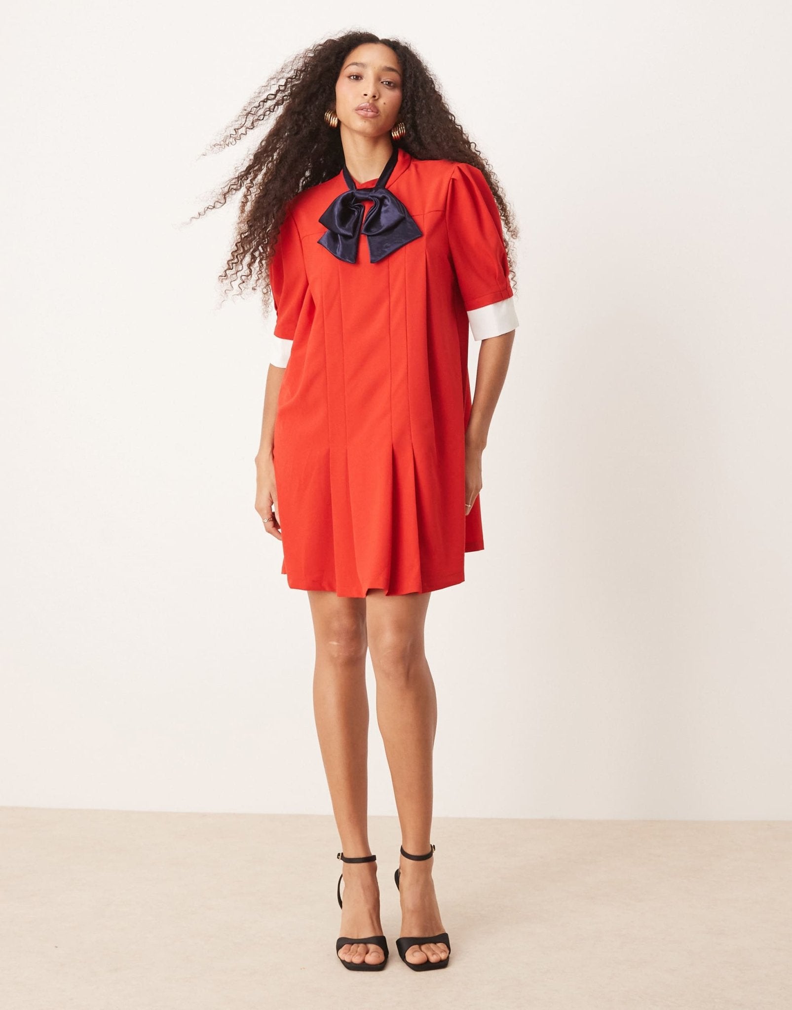 Sister Jane contrast bow pleated mini dress in red - ASOS Sample Sale EU Store