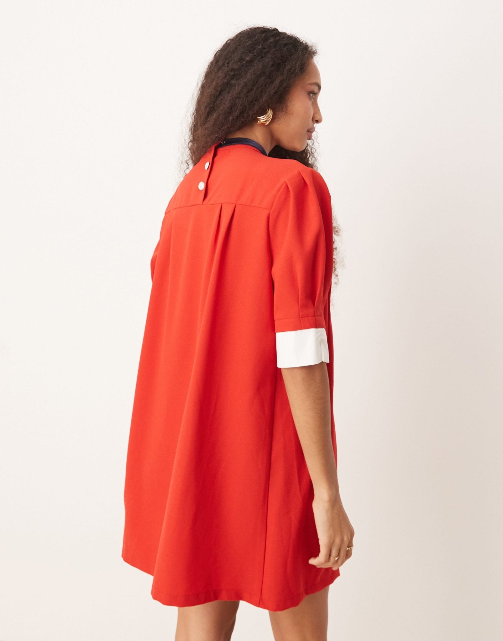 Sister Jane contrast bow pleated mini dress in red - ASOS Sample Sale EU Store