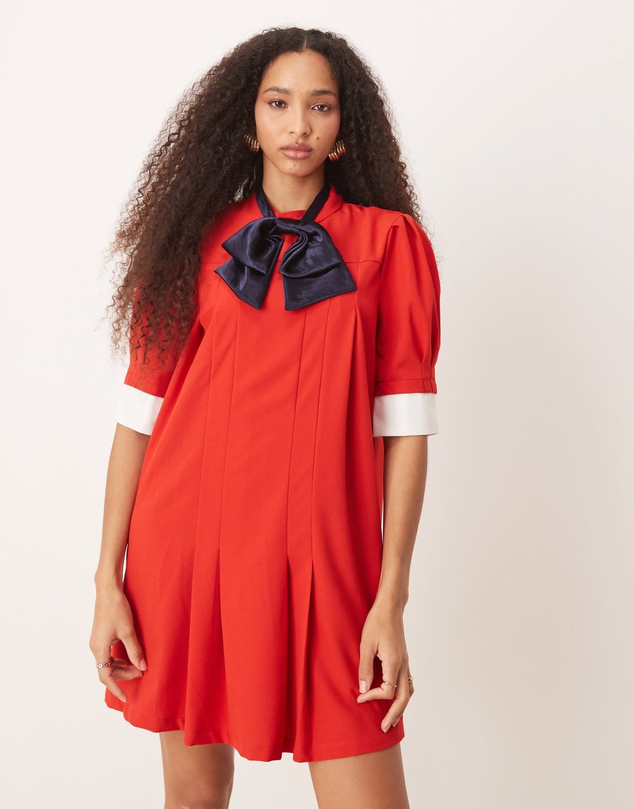 Sister Jane contrast bow pleated mini dress in red - ASOS Sample Sale EU Store