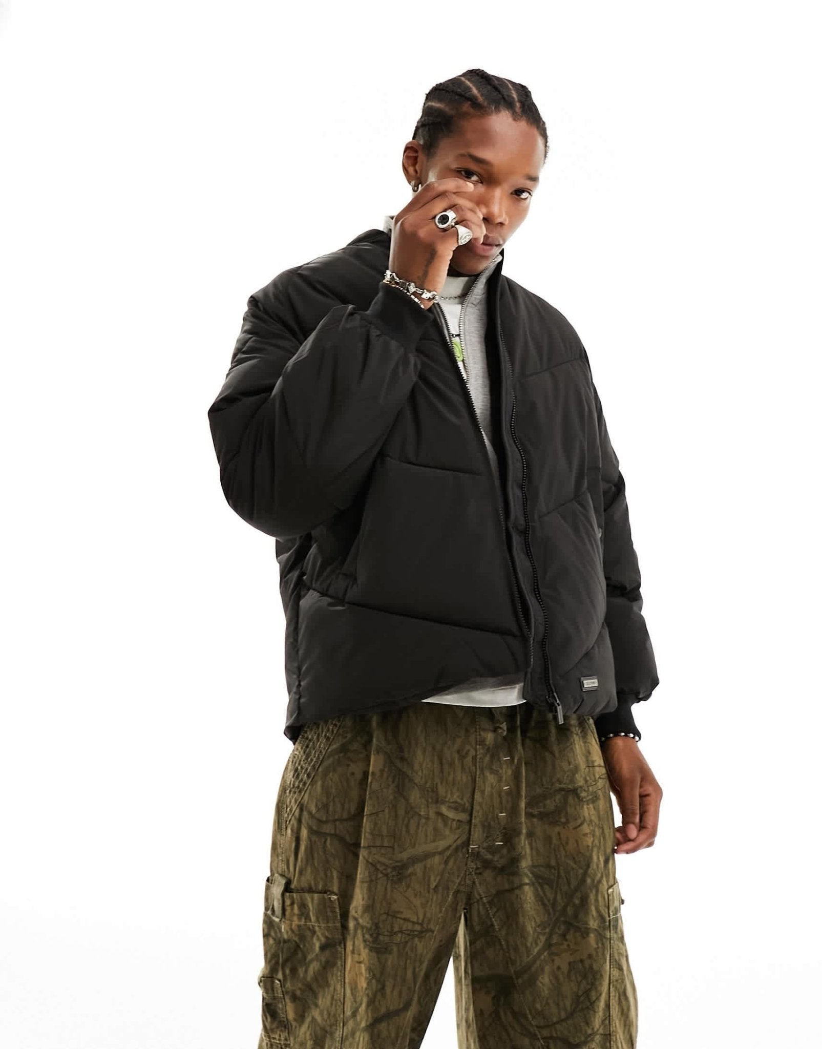 Sixth June logo puffer jacket in black - ASOS Sample Sale EU Store
