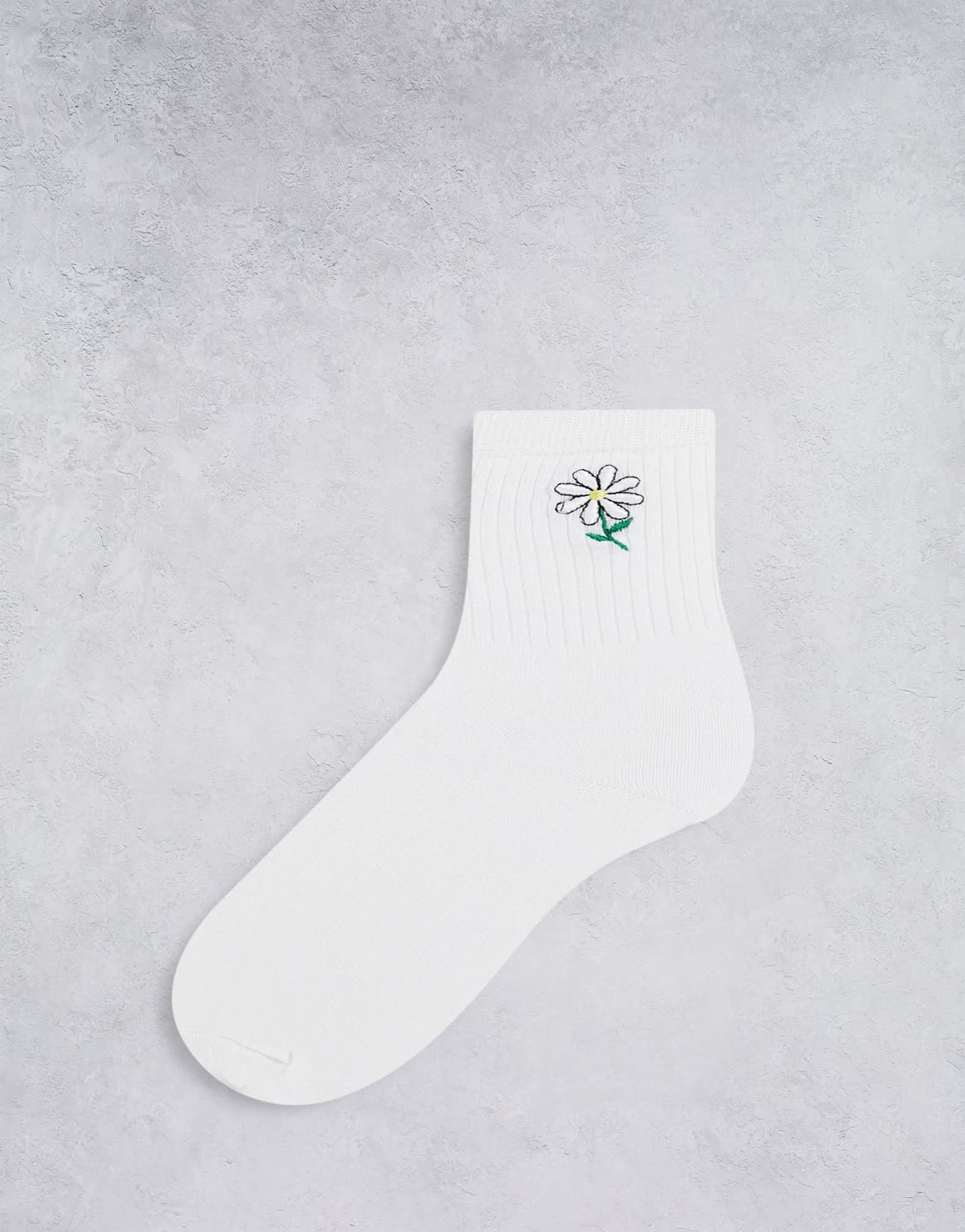 Skinnydip socks 3 pack with novelty embroidery - ASOS Sample Sale EU Store