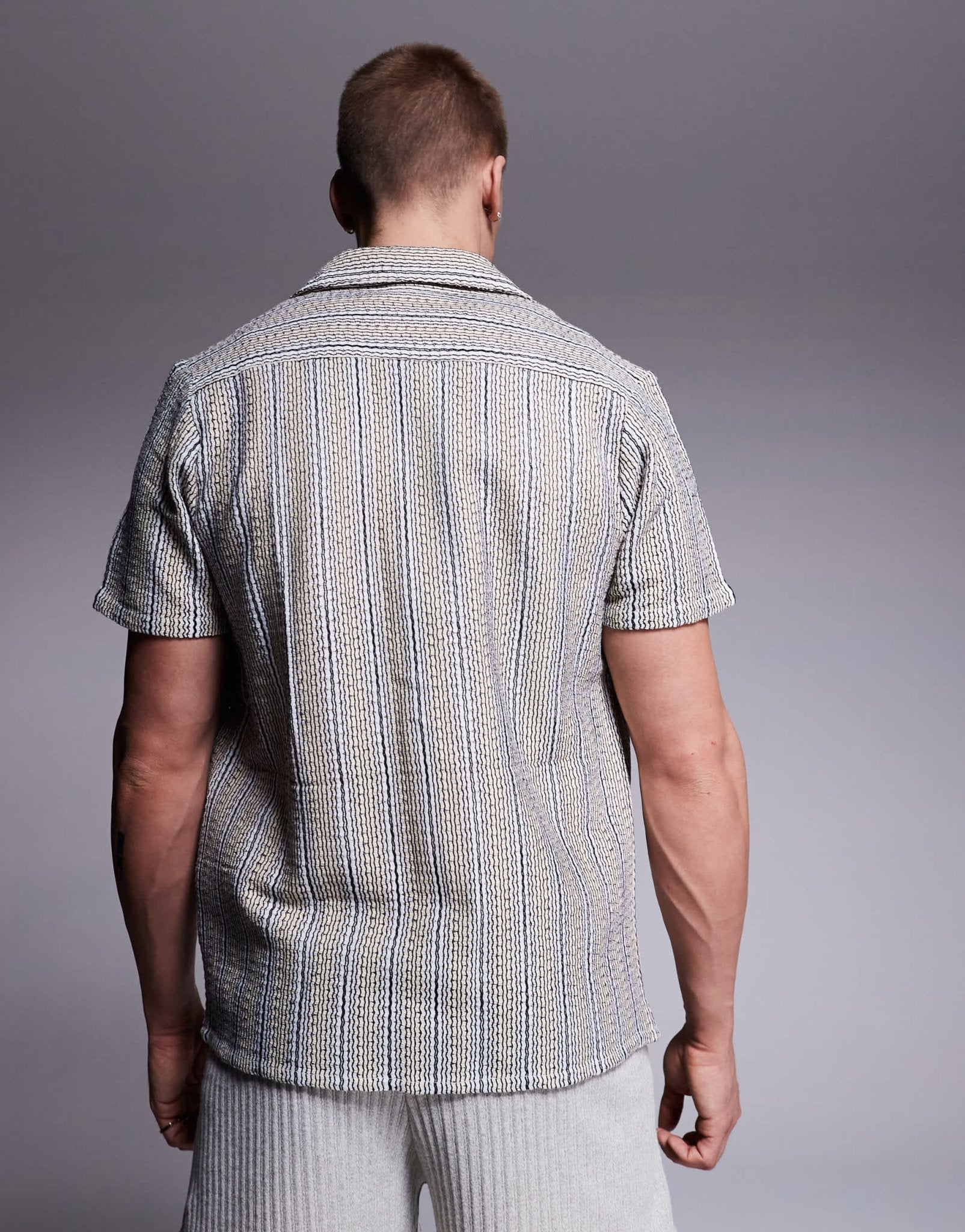 South Beach knitted short sleeve beach shirt in multi - ASOS Sample Sale EU Store