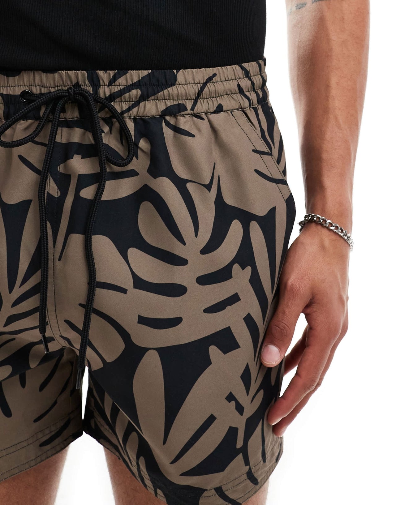 South Beach palm leaf beach short co - ord in black and beige - ASOS Sample Sale EU Store