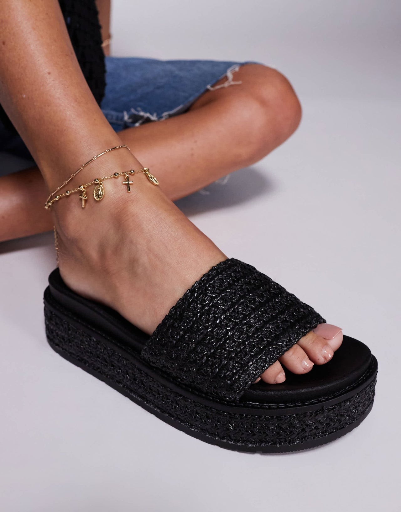 South Beach Platform Sandal in Black Raffia - ASOS Sample Sale EU Store