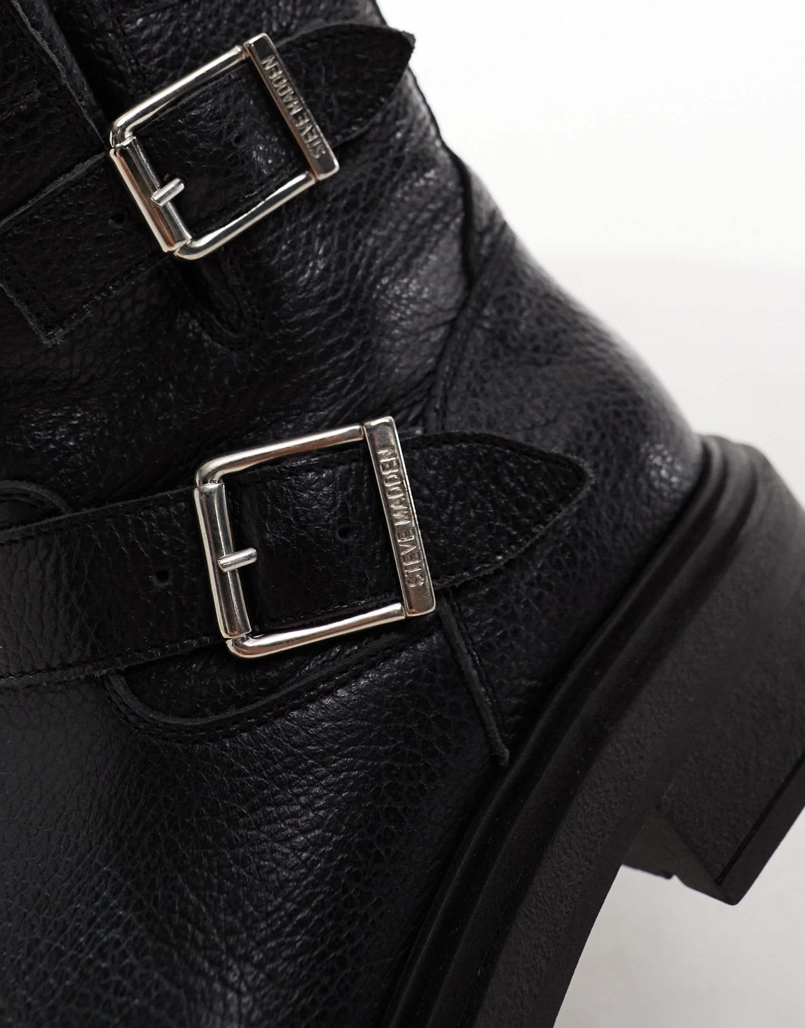 Steve Madden Choice Buckle Ankle Boot in Black Leather - ASOS Sample Sale EU Store